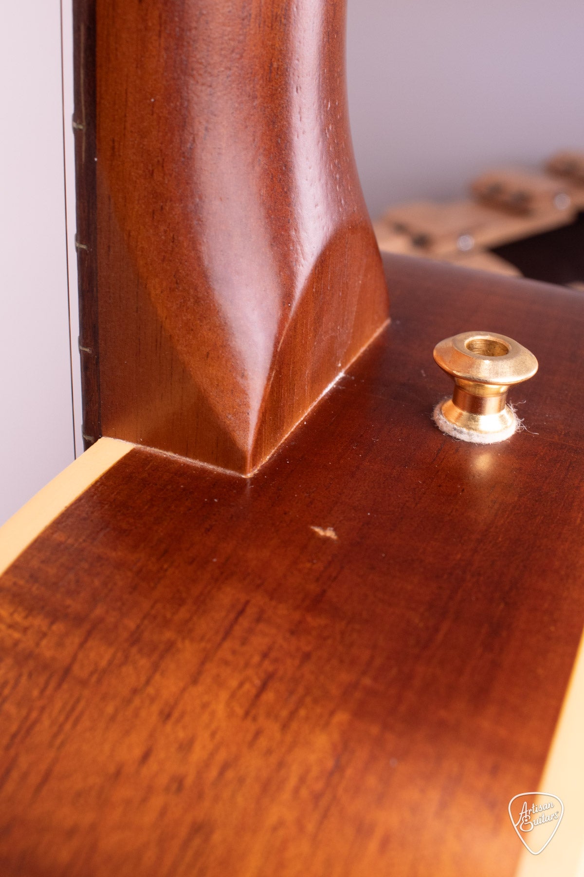 Maton Guitars Pre-Owned EMD12 Diesel Mini - 16846