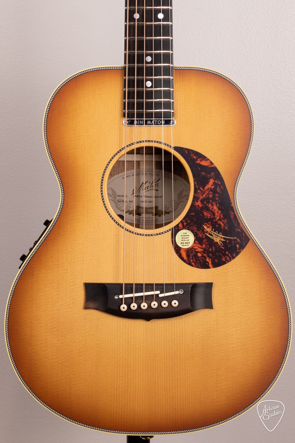 Maton Guitars EMD6 Diesel Mini - 16950 | Artisan Guitars