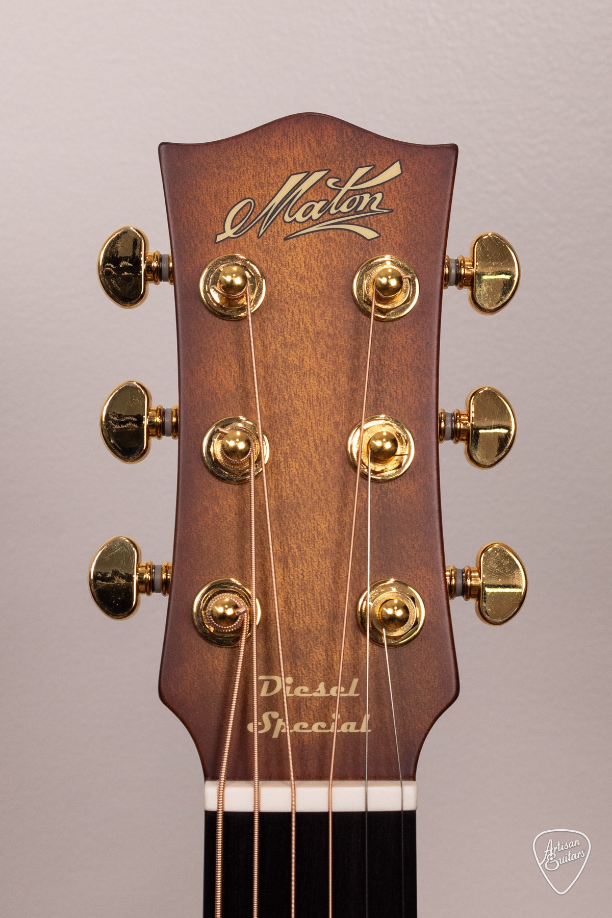 Maton Guitars EMD6 Diesel Mini - 16950