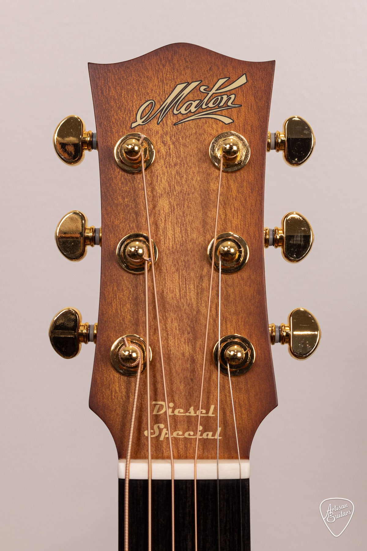 Maton Guitars EMD6 Diesel Mini - 17004