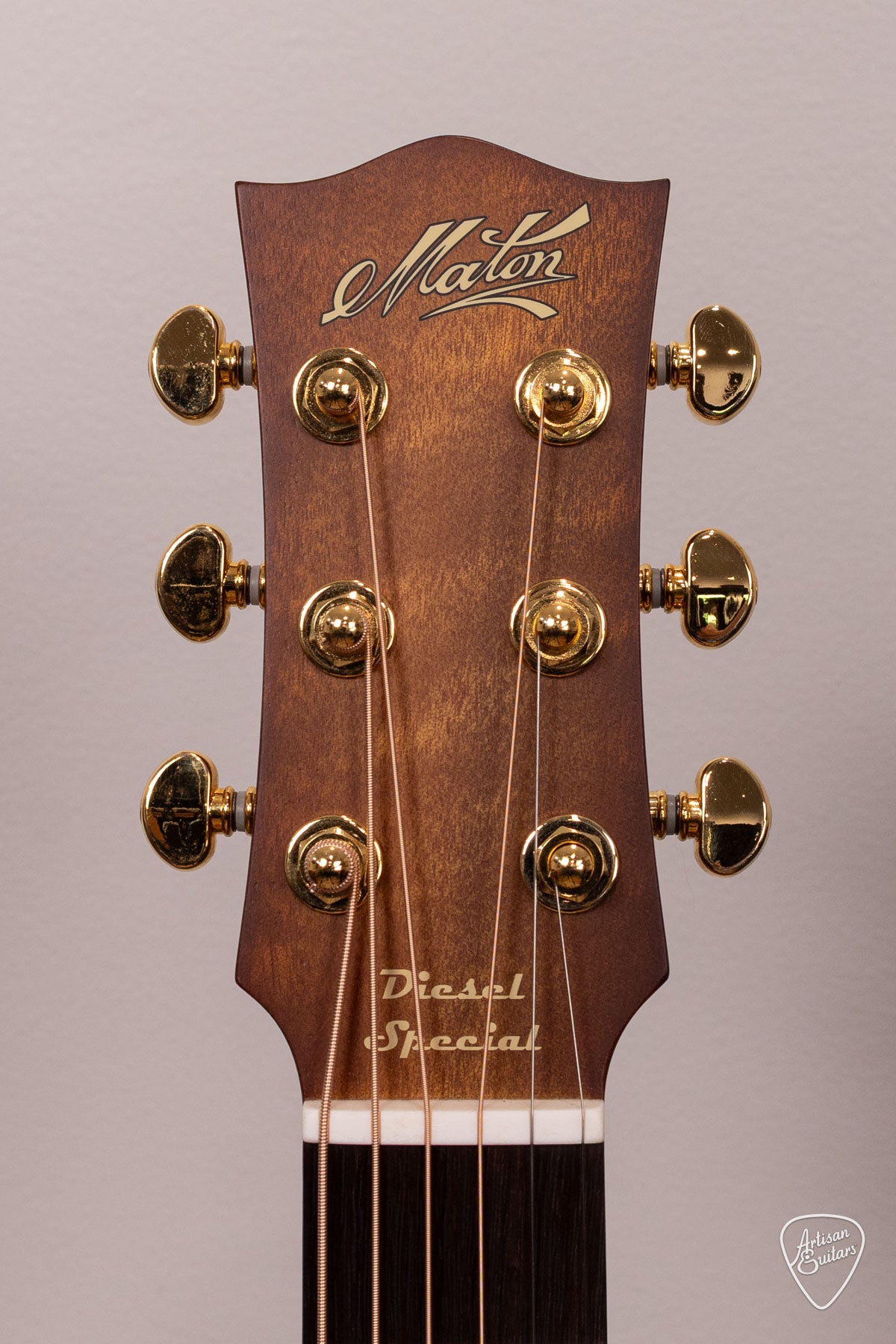 Maton Guitars EMD6 Diesel Mini - 17257
