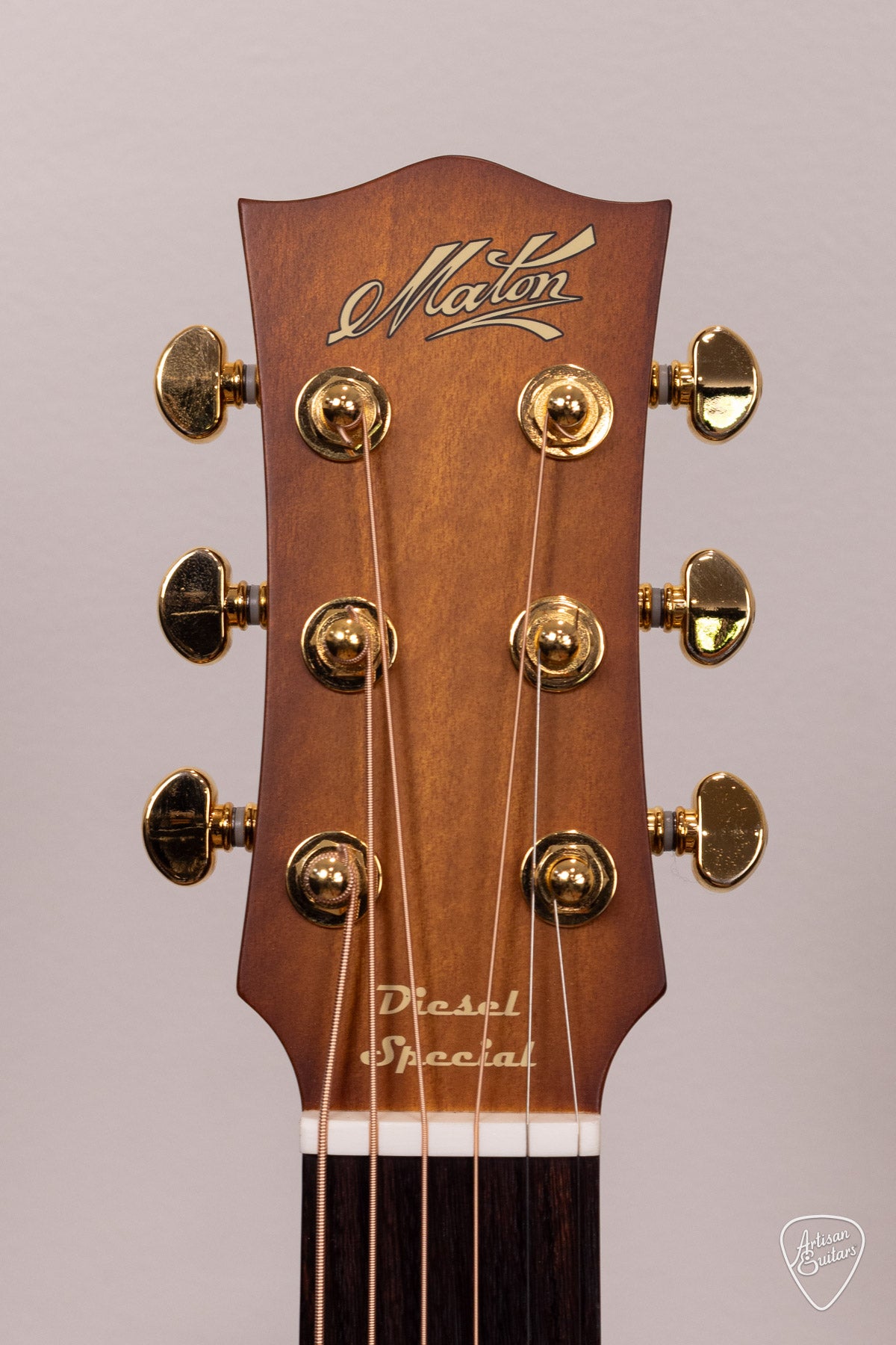 Maton Guitars EMD6 Diesel Mini - 17256