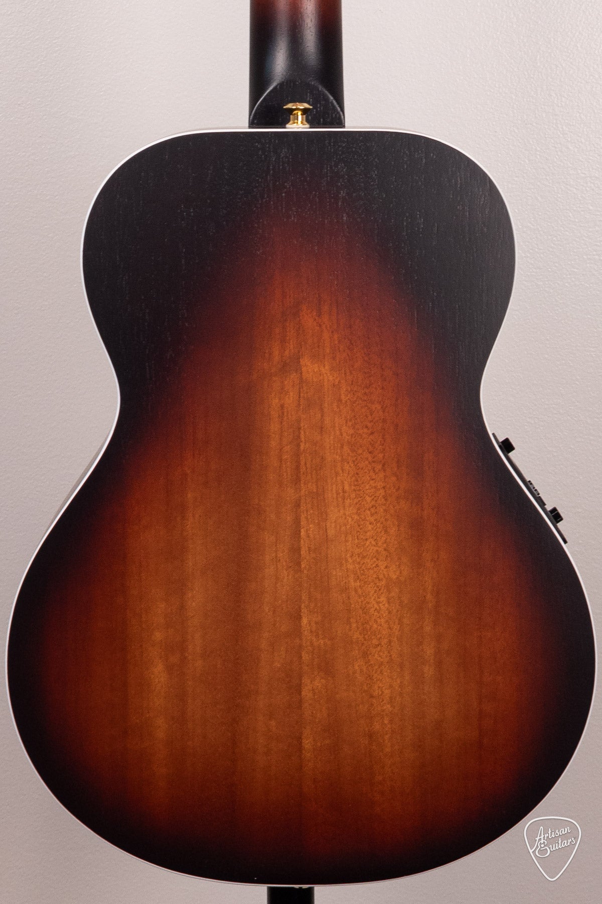 Maton Guitars Troubadour EMTB Mini - 16954