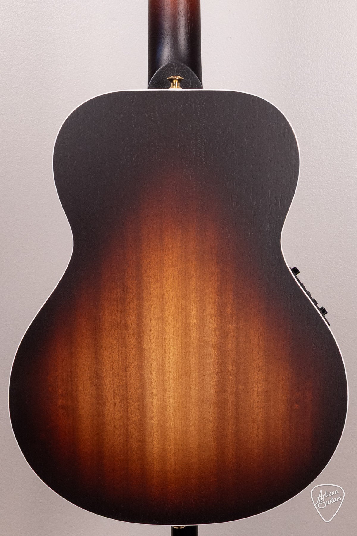 Maton Guitars Troubadour EMTB Mini - 17156