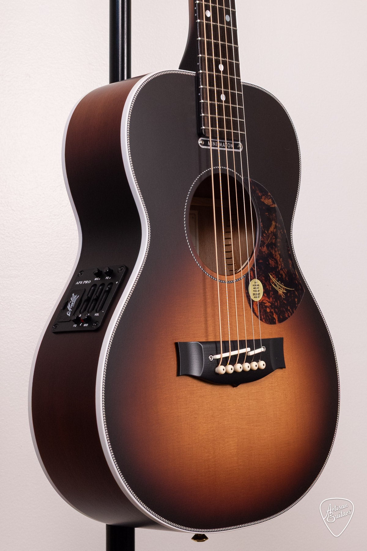 Maton Guitars Troubadour EMTB Mini - 17263
