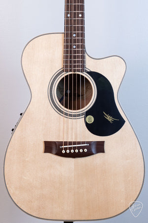 Maton Guitars 808C J.R. Joe Robinson Signature Cutaway