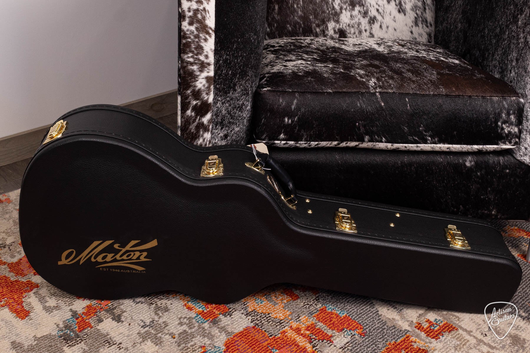 Maton Guitars Pre-Owned 808C J.R. Joe Robinson Signature Cutaway - 16933