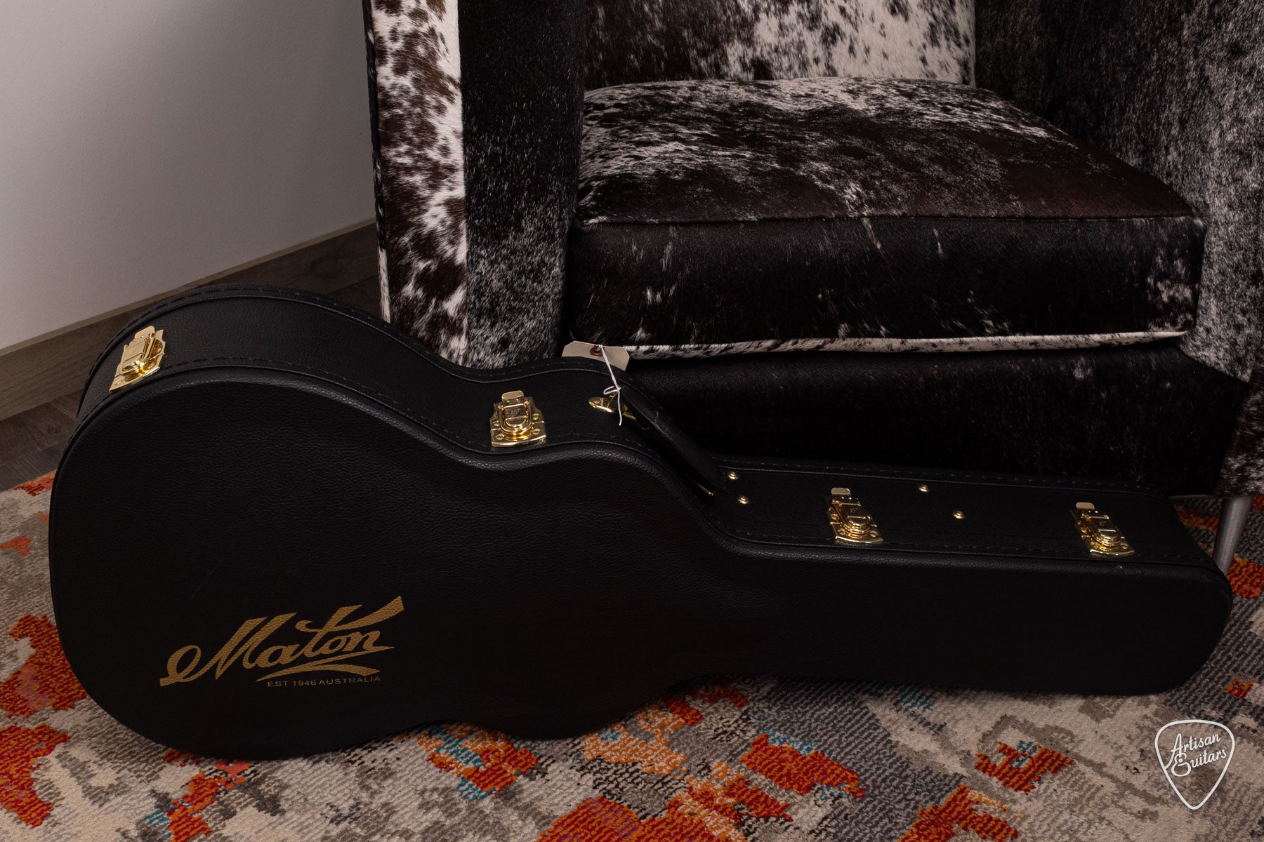 Maton Guitars PRE-OWNED 808C J.R. Joe Robinson Signature Cutaway - 17019