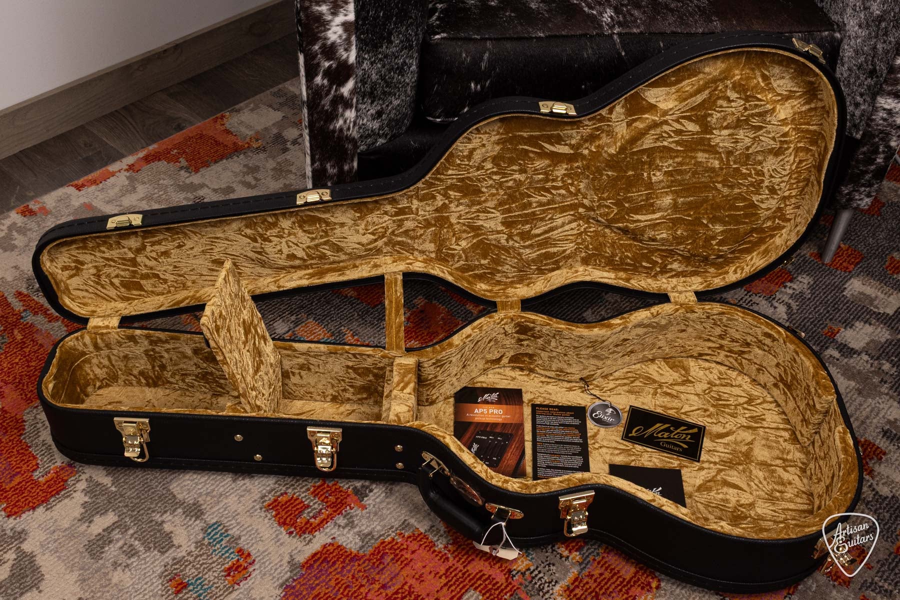 Maton Guitars PRE-OWNED 808C J.R. Joe Robinson Signature Cutaway - 17019