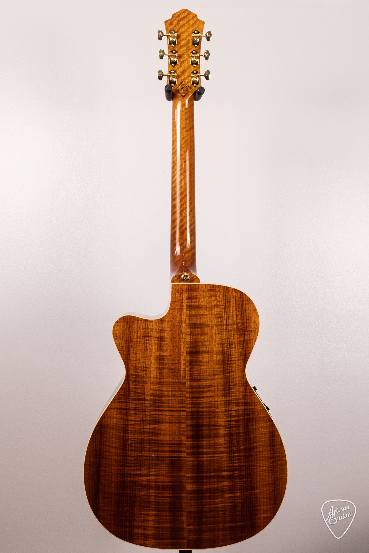 Maton MASTER BUILT L.E. May Traditional Cutaway - 16899