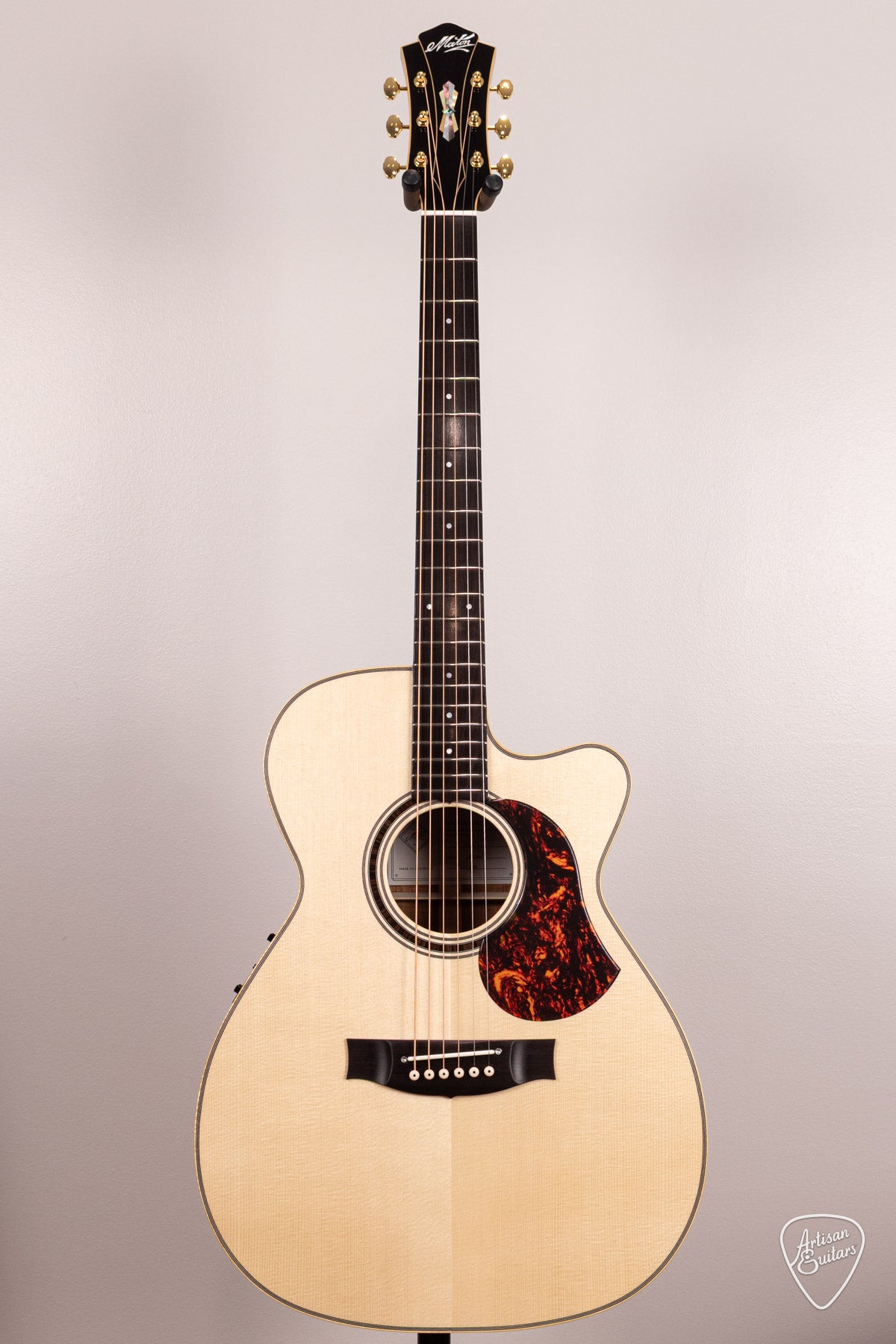 Maton MASTER BUILT L.E. May Traditional Cutaway - 17011