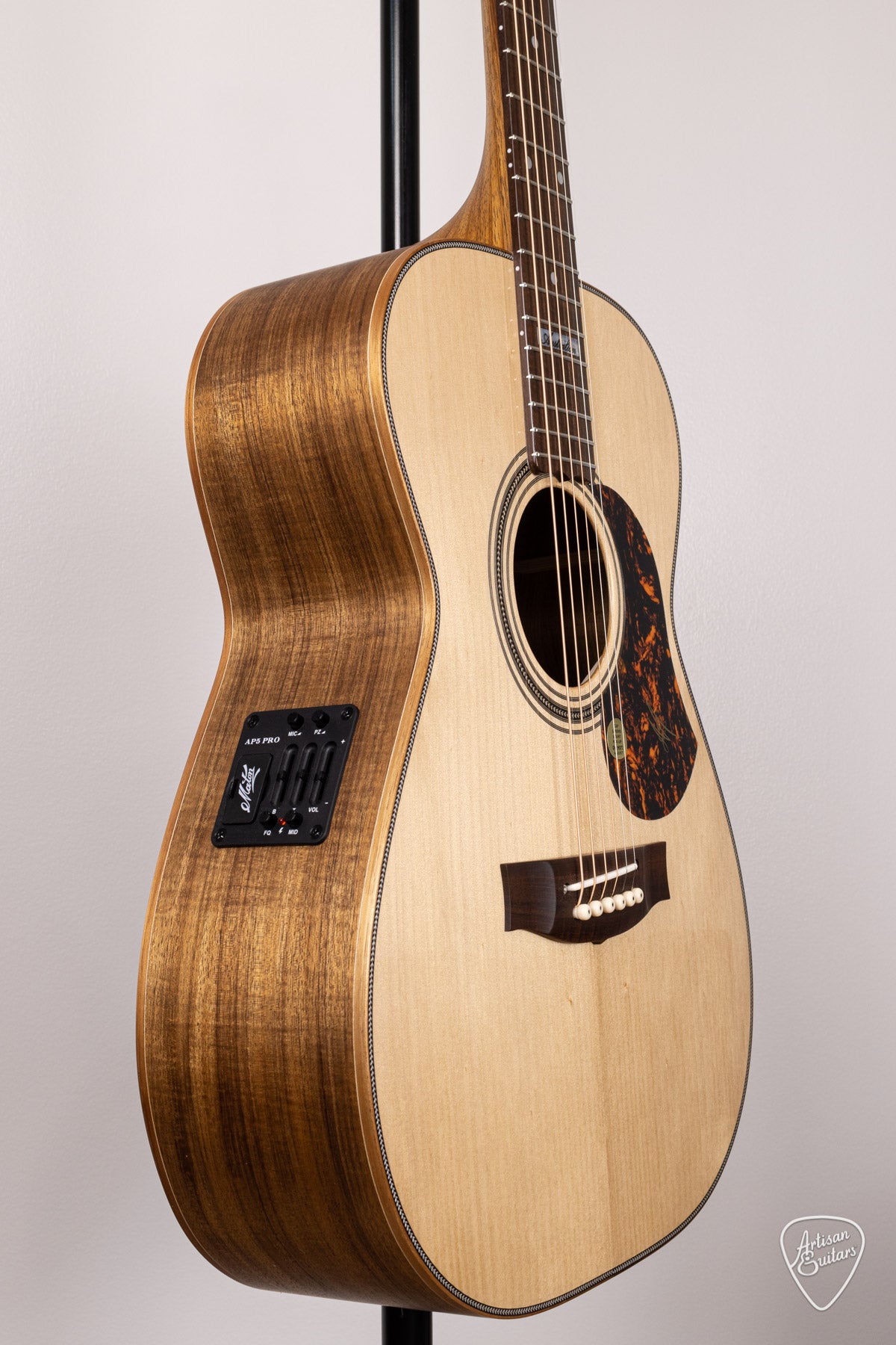 Maton Guitars EA808 Australian - 16551 | Artisan Guitars