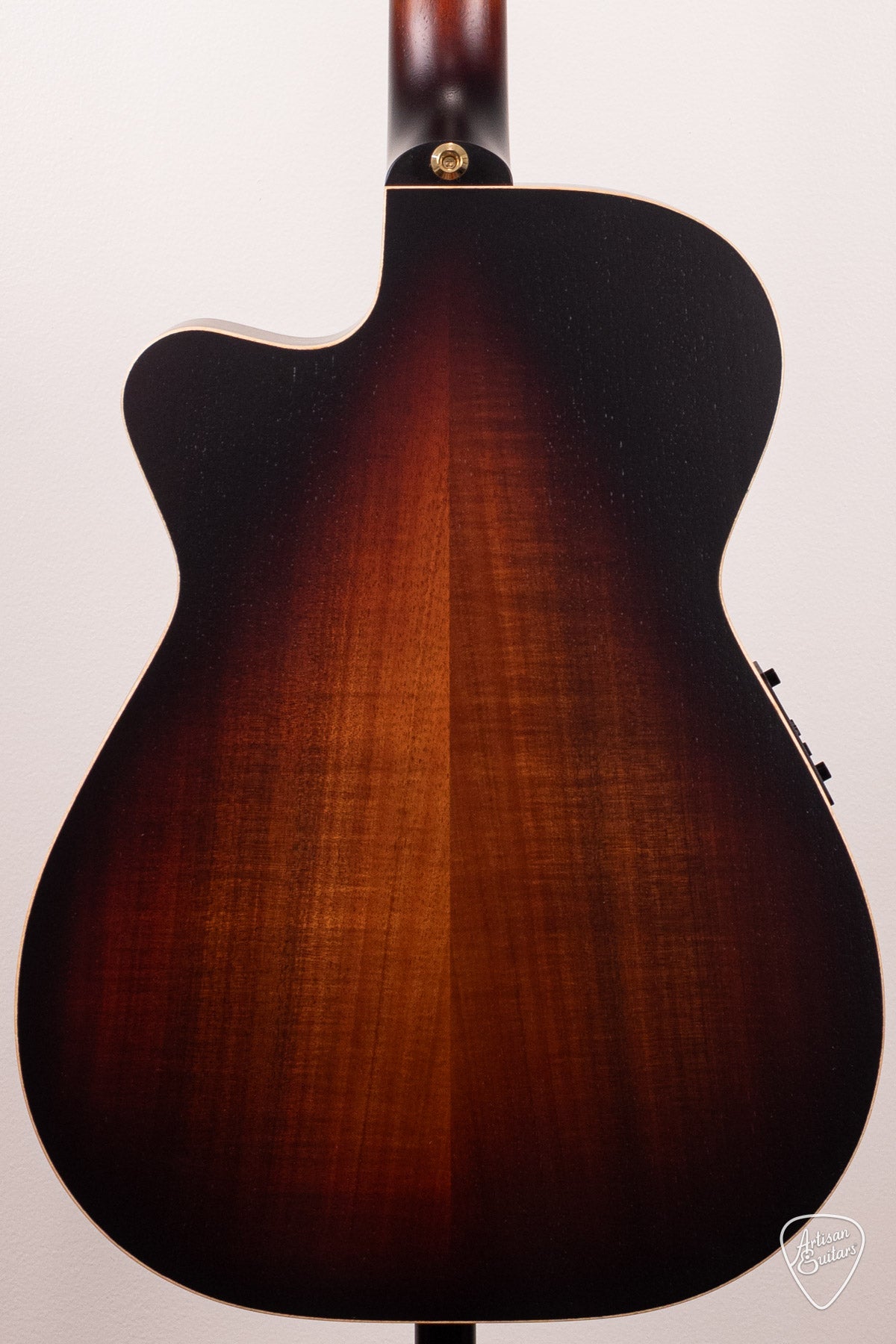 Maton Guitars EBG-808-C Artist Sunburst Cutaway - 16802