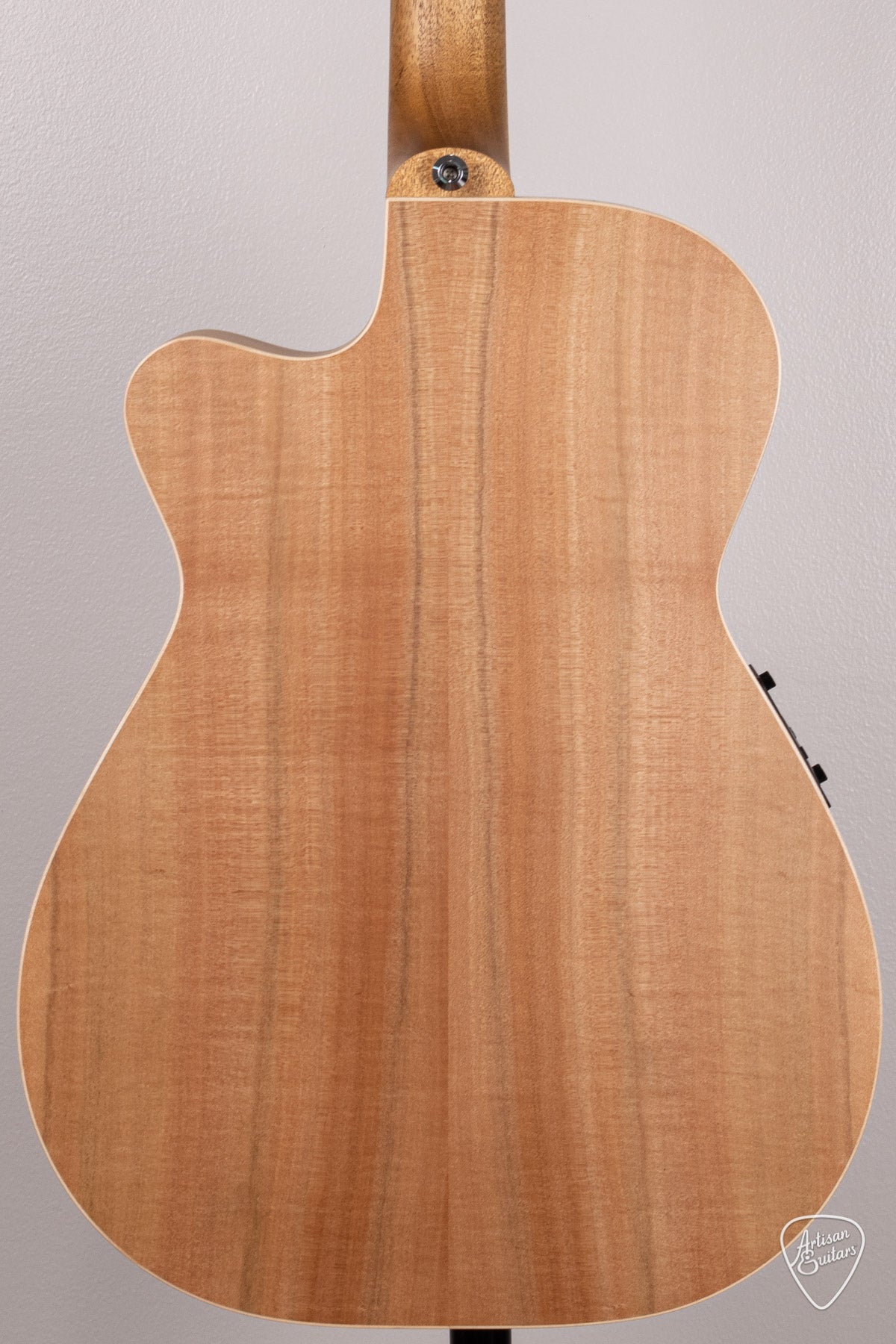Maton Guitars 808C J.R. Joe Robinson Signature Cutaway - 16542