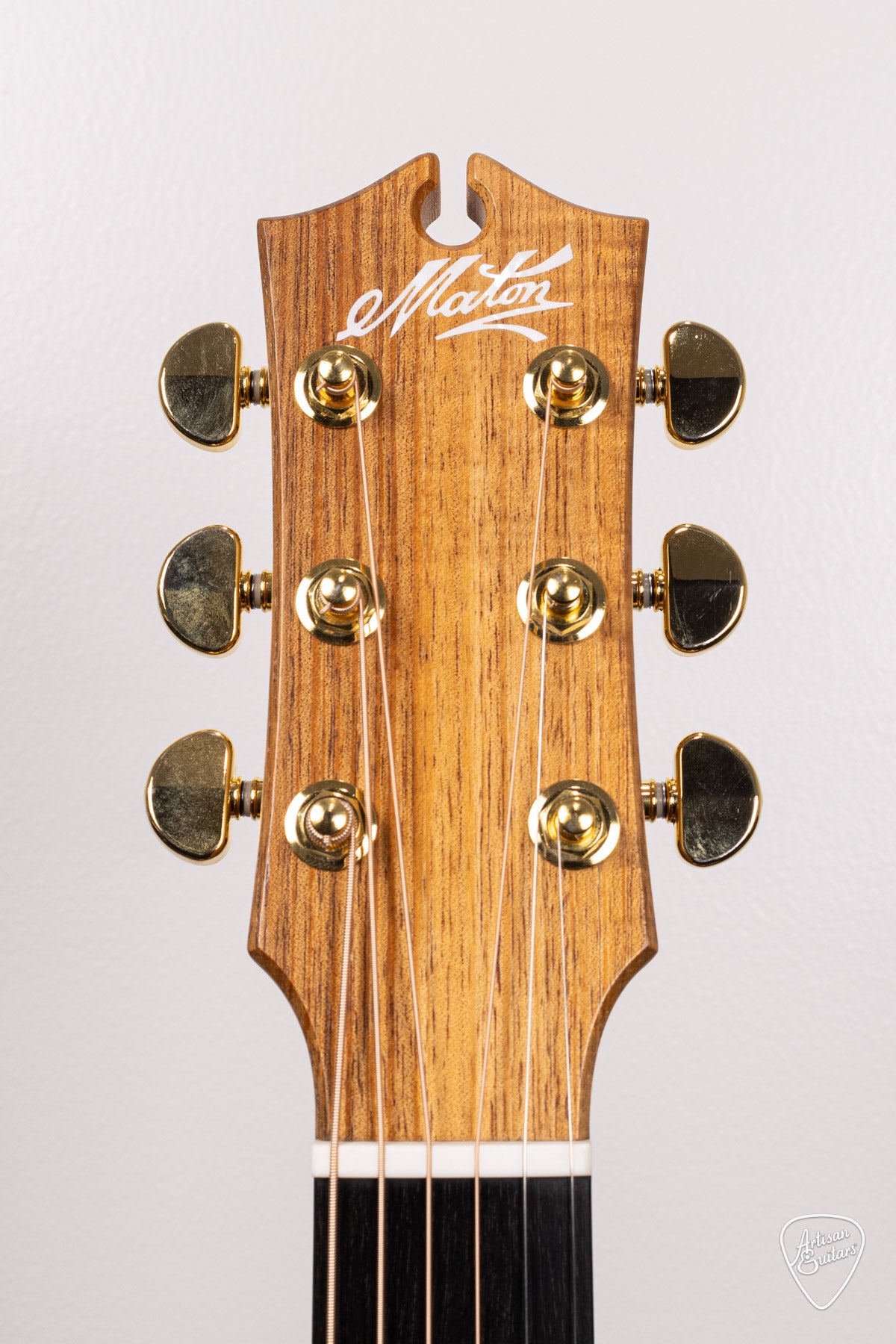 Maton Guitars EBG-808 Mic Fix Cutaway - 16562