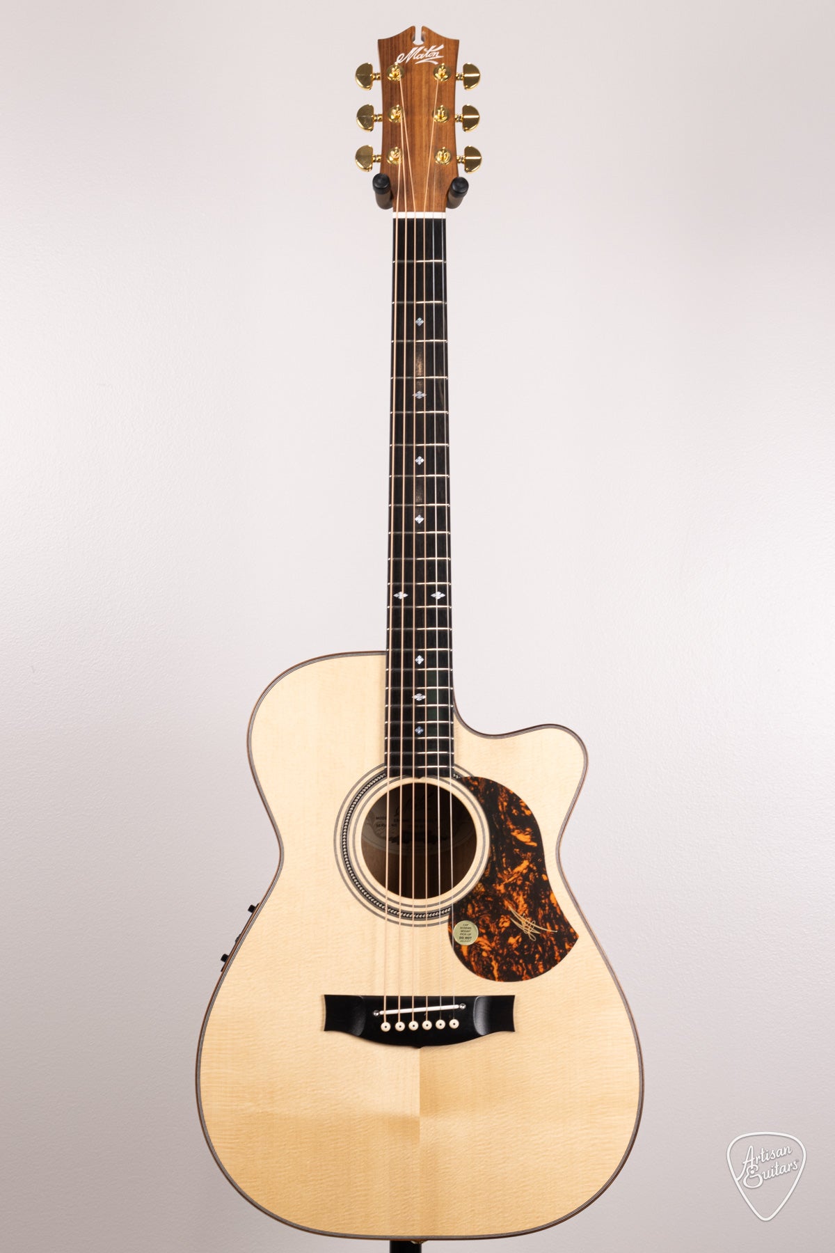 Maton Guitars EBG-808 Mic Fix Cutaway - 16562