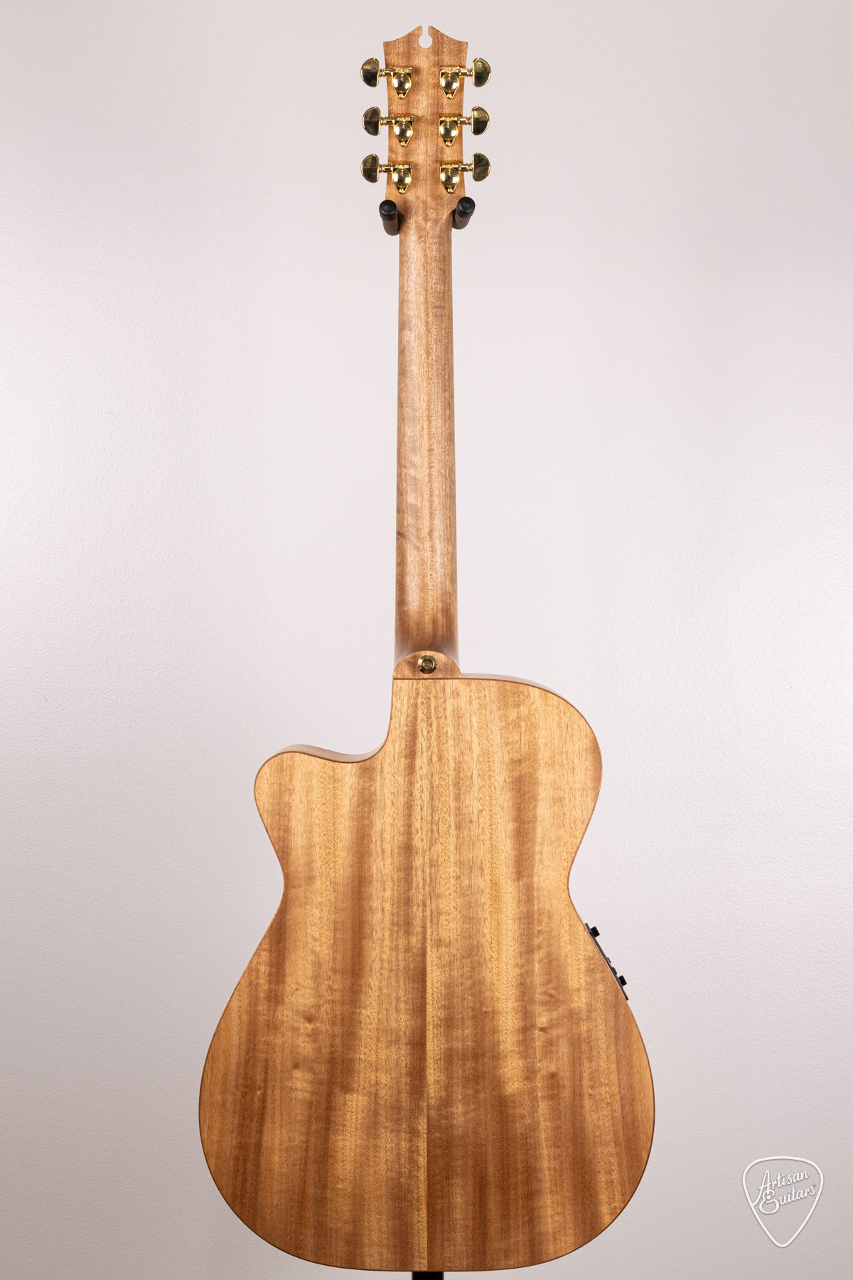 Maton Guitars EBG-808 Mic Fix Cutaway - 16562