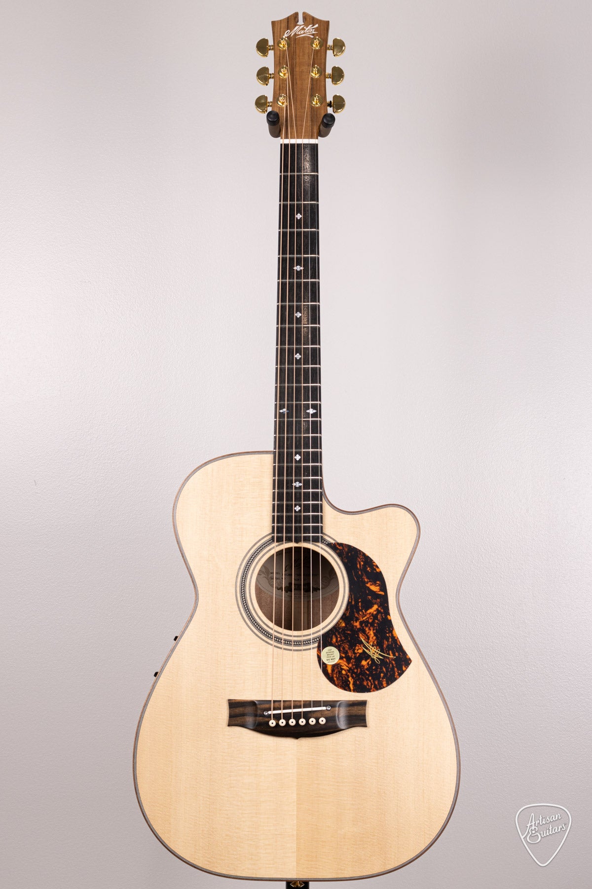 Maton Guitars EBG-808 Mic Fix Cutaway - 16541