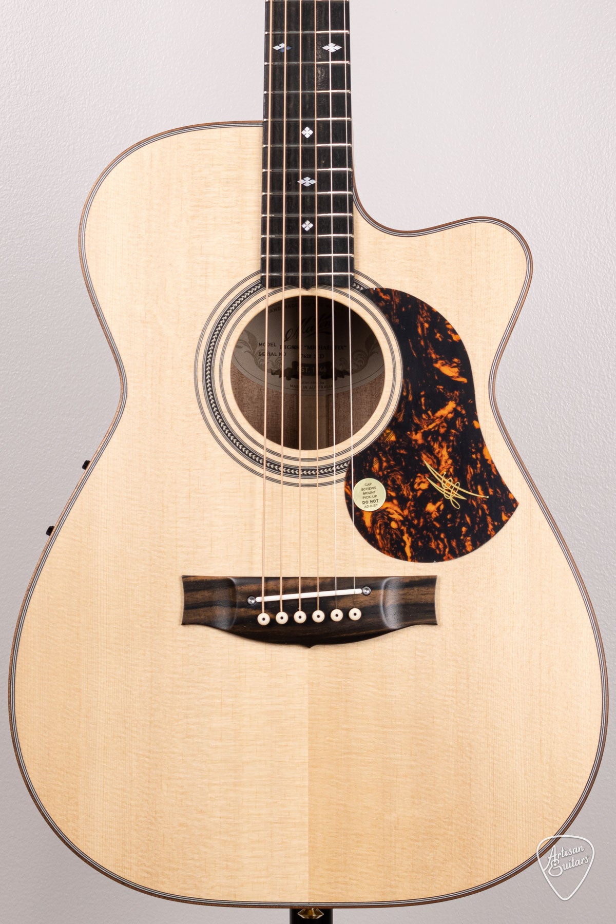 Maton Guitars EBG-808 Mic Fix Cutaway - 16541