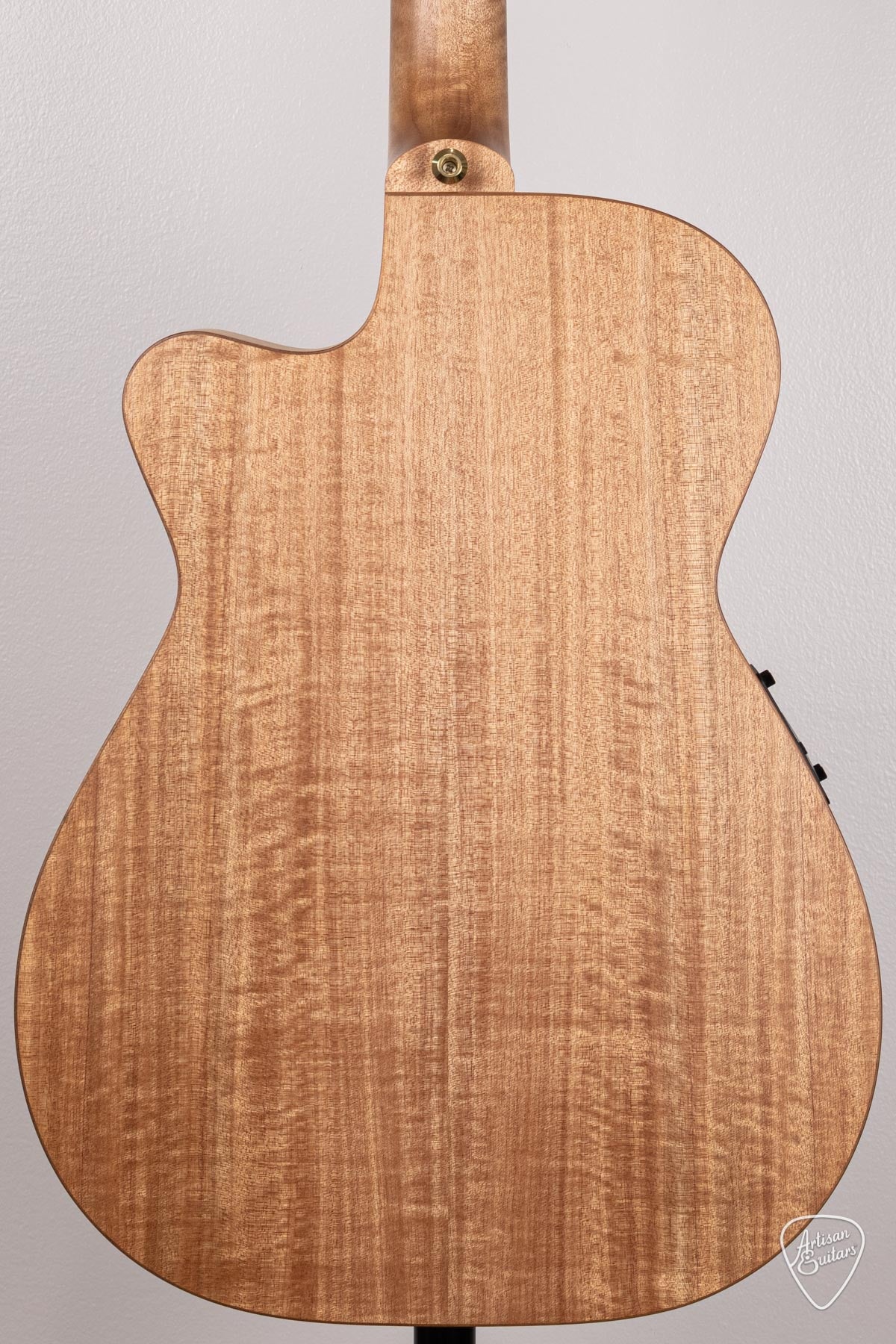 Maton Guitars EBG-808 Mic Fix Cutaway - 16541