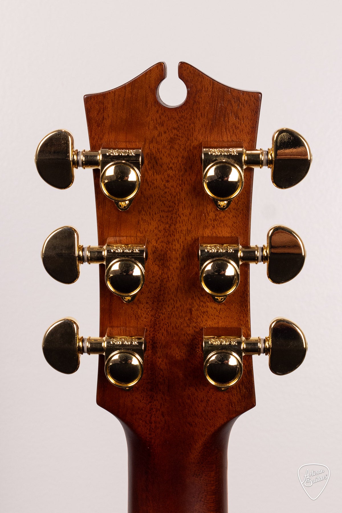 Maton Guitars EBG-808C Nashville Cutaway - 16627