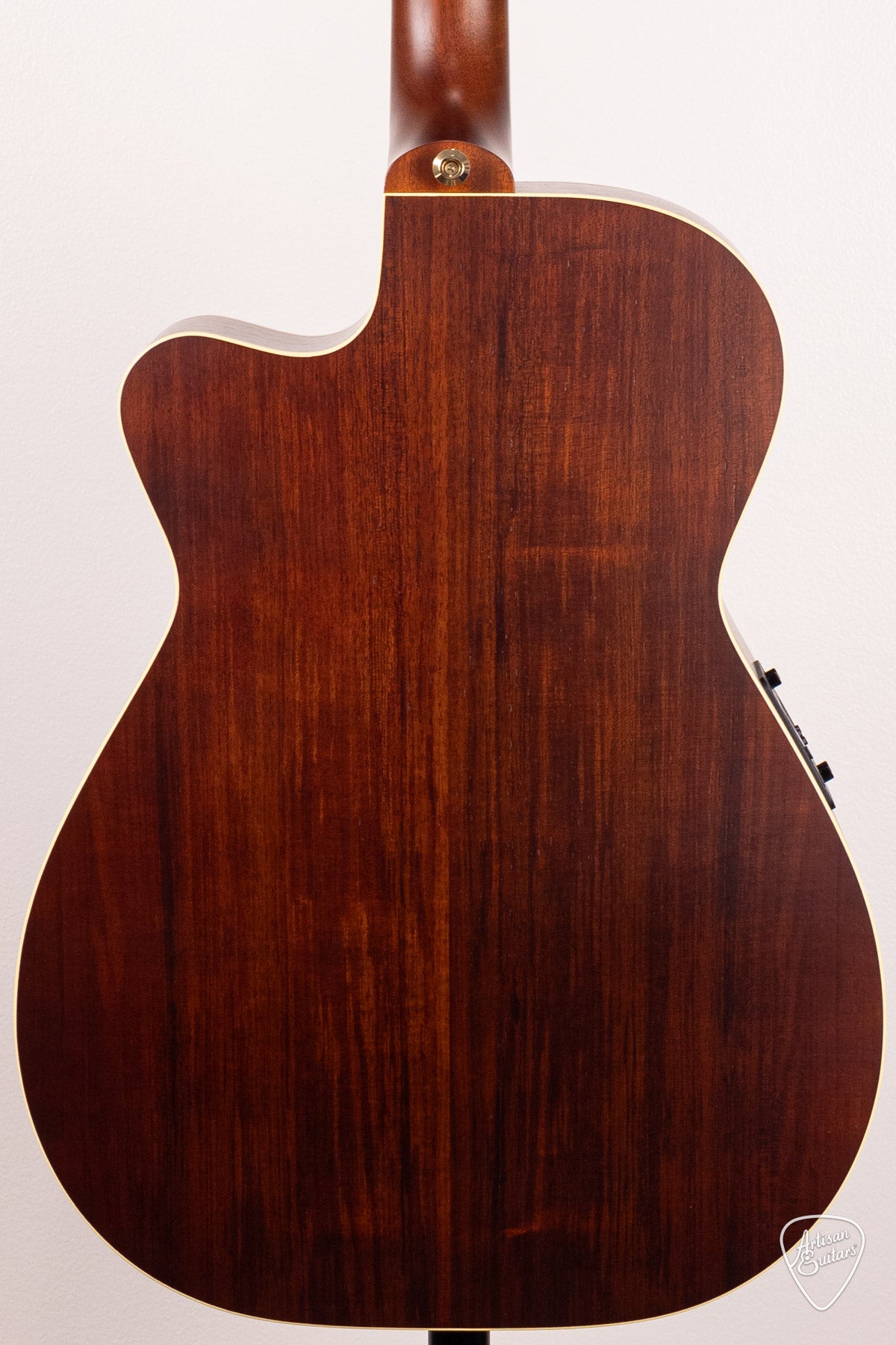 Maton Guitars EBG-808C Nashville Cutaway - 16627