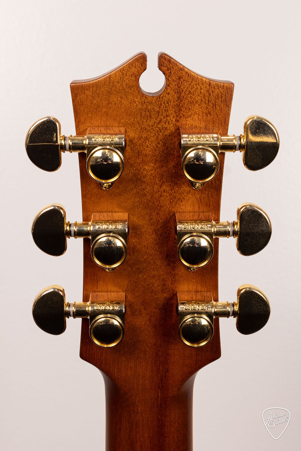 Maton Guitars EBG-808C Nashville Cutaway - 16596