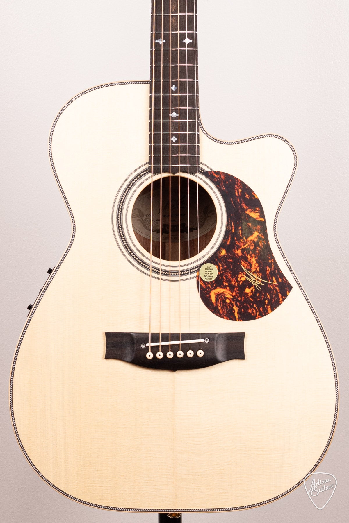 Maton Guitars EBG-808-C Artist Cutaway - 16827