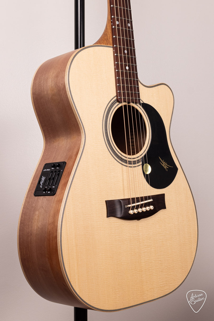 Maton Guitars 808C J.R. Joe Robinson Signature Cutaway - 16856