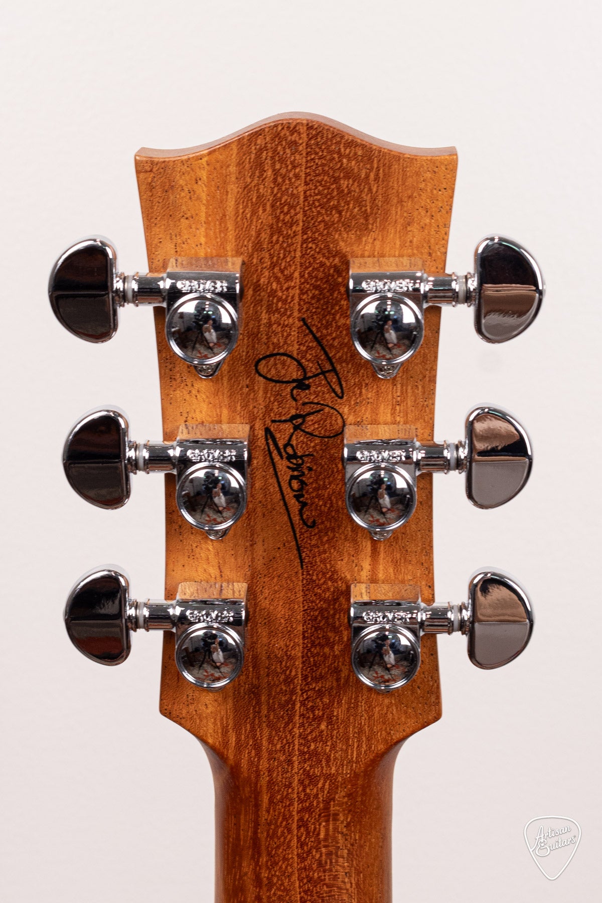Maton Guitars 808C J.R. Joe Robinson Signature Cutaway - 16740