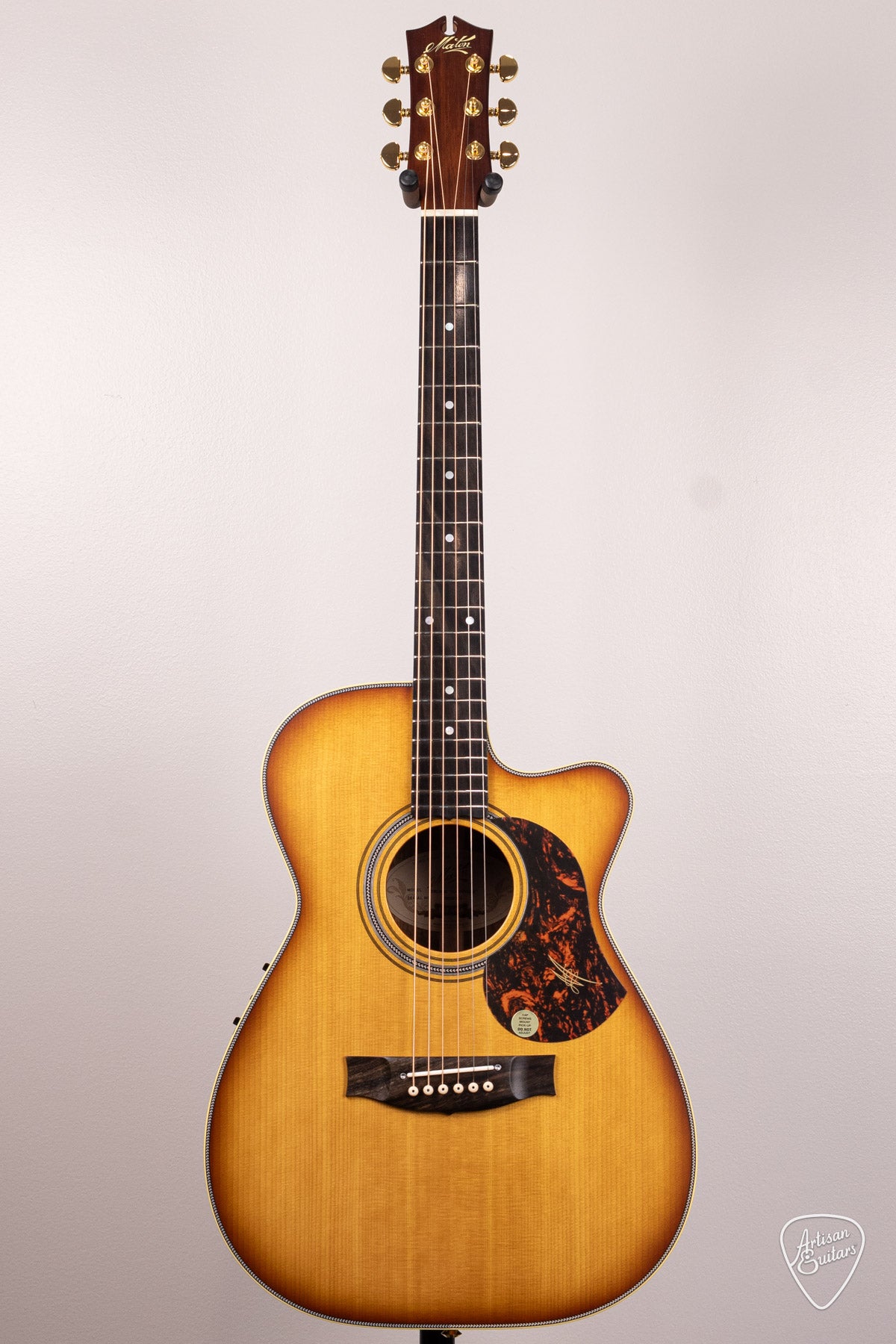 Maton Guitars EBG-808C Nashville Cutaway - 16687