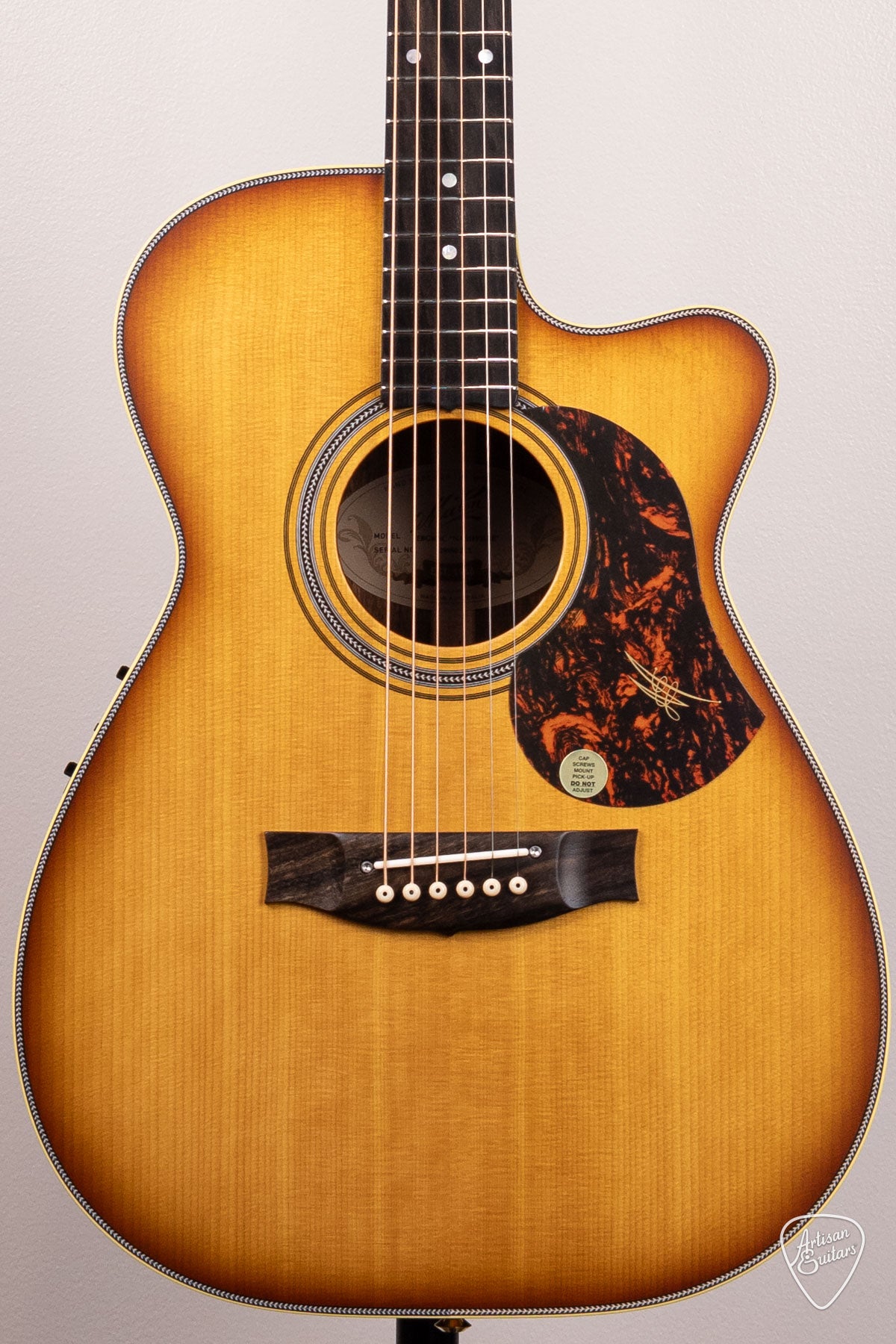 Maton Guitars EBG-808C Nashville Cutaway - 16687