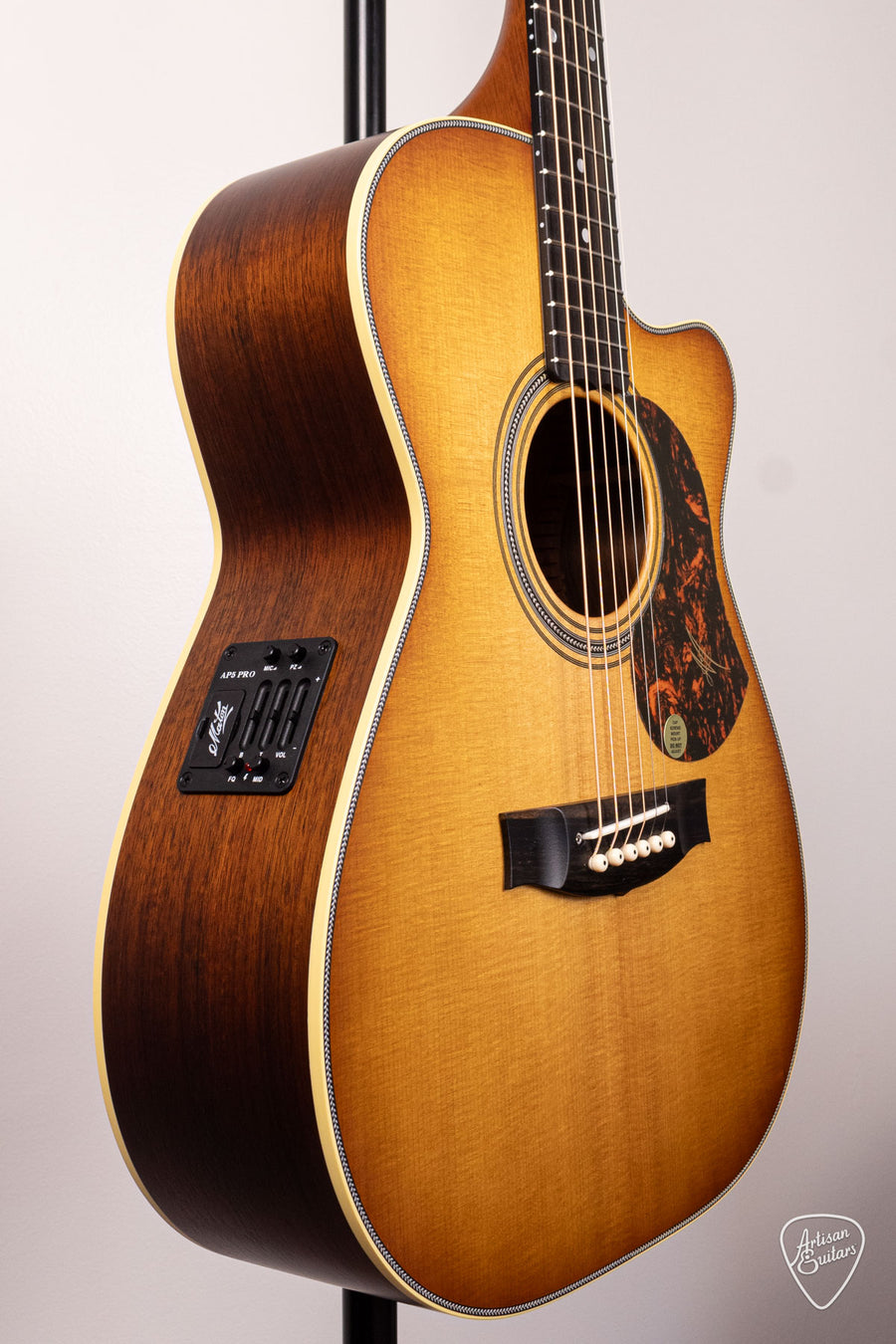 Maton Guitars EBG-808C Nashville Cutaway - 16688