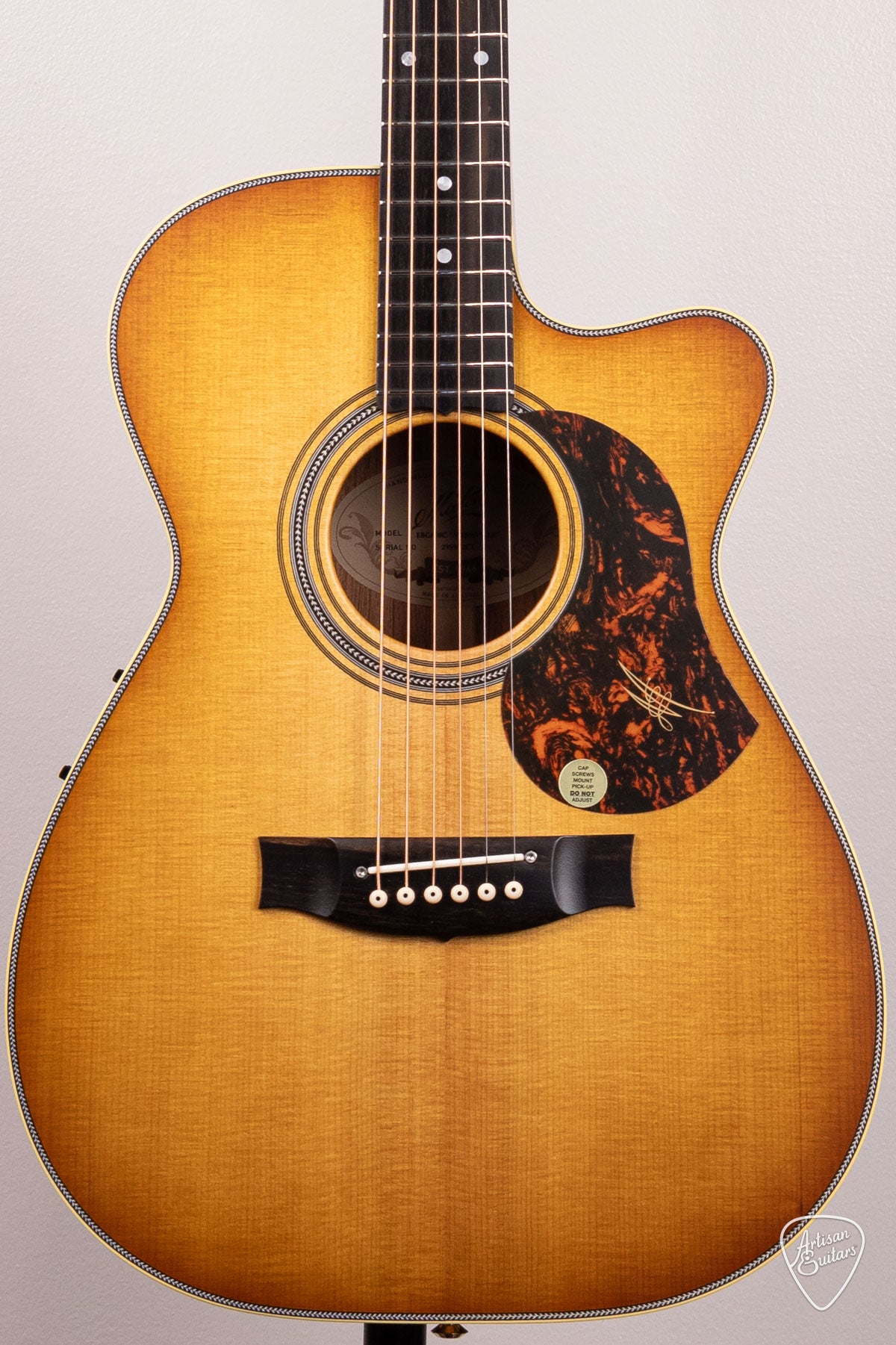 Maton Guitars EBG-808C Nashville Cutaway - 16688