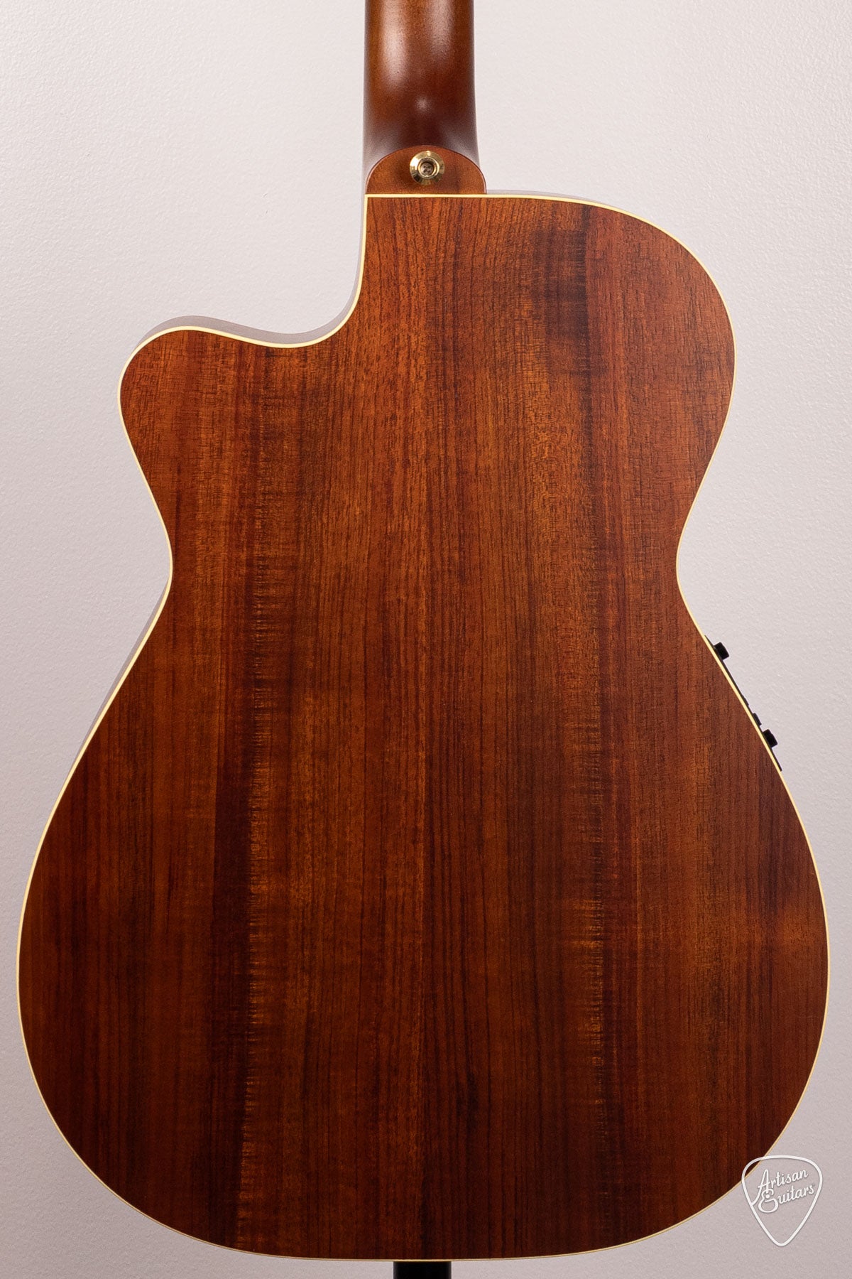 Maton Guitars EBG-808C Nashville Cutaway - 16688