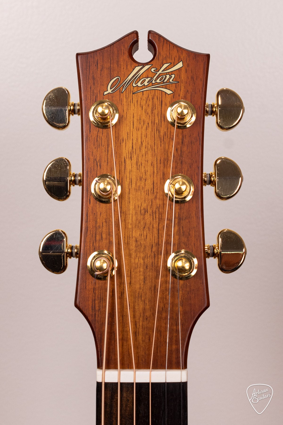 Maton Guitars EBG-808C Nashville Cutaway - 16733