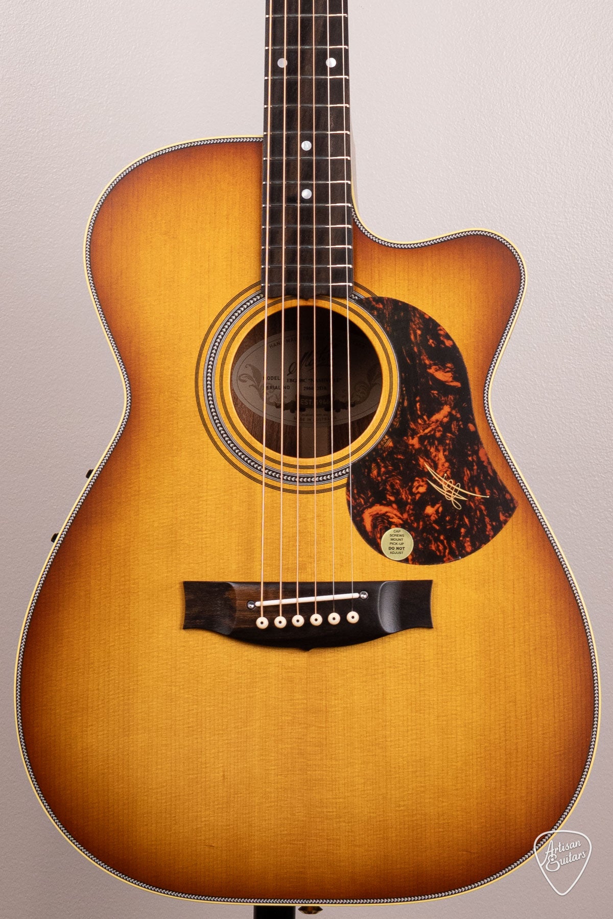 Maton Guitars Performer EBG-808C - 16614 | Artisan Guitars