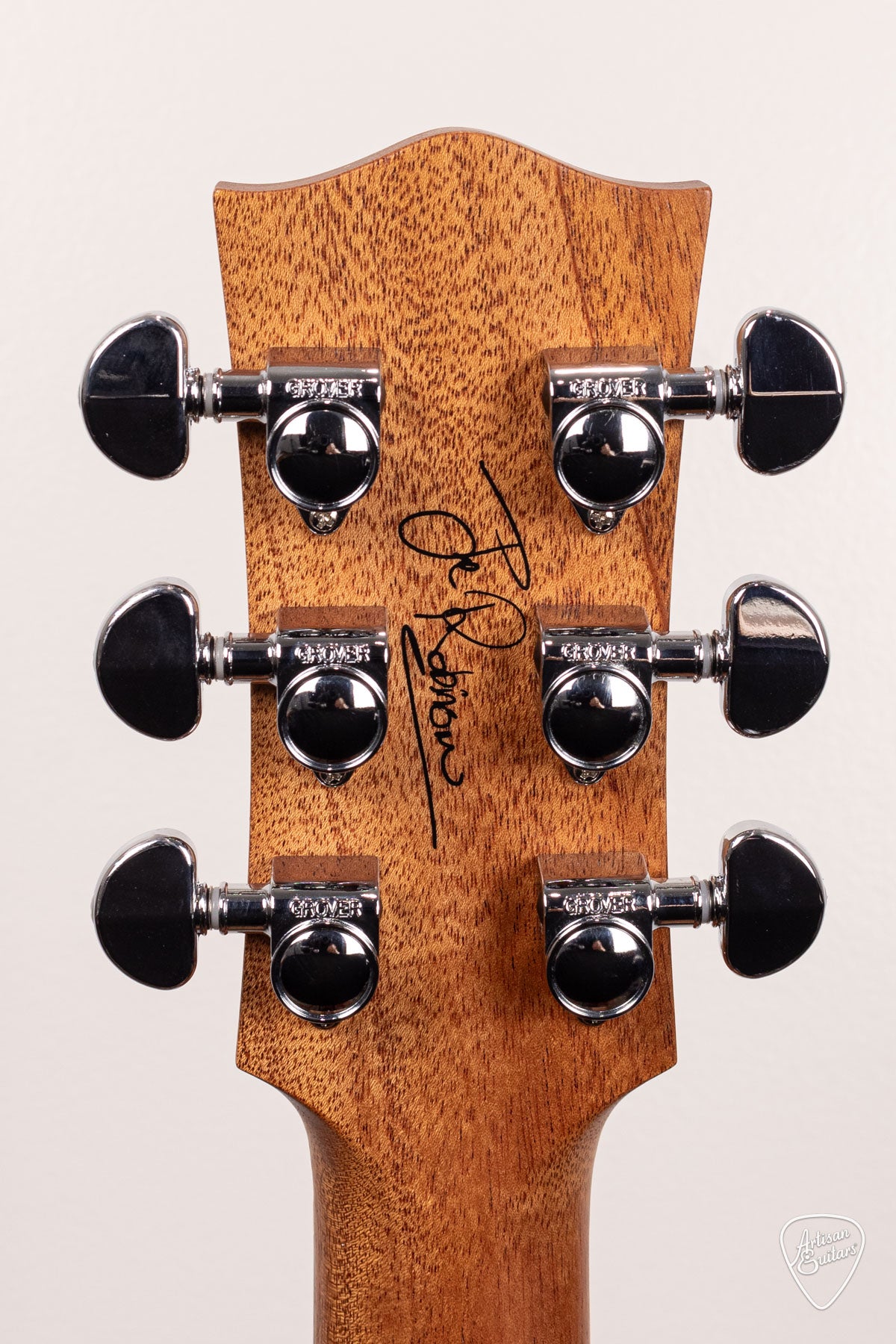 Maton Guitars 808C J.R. Joe Robinson Signature Cutaway - 16601