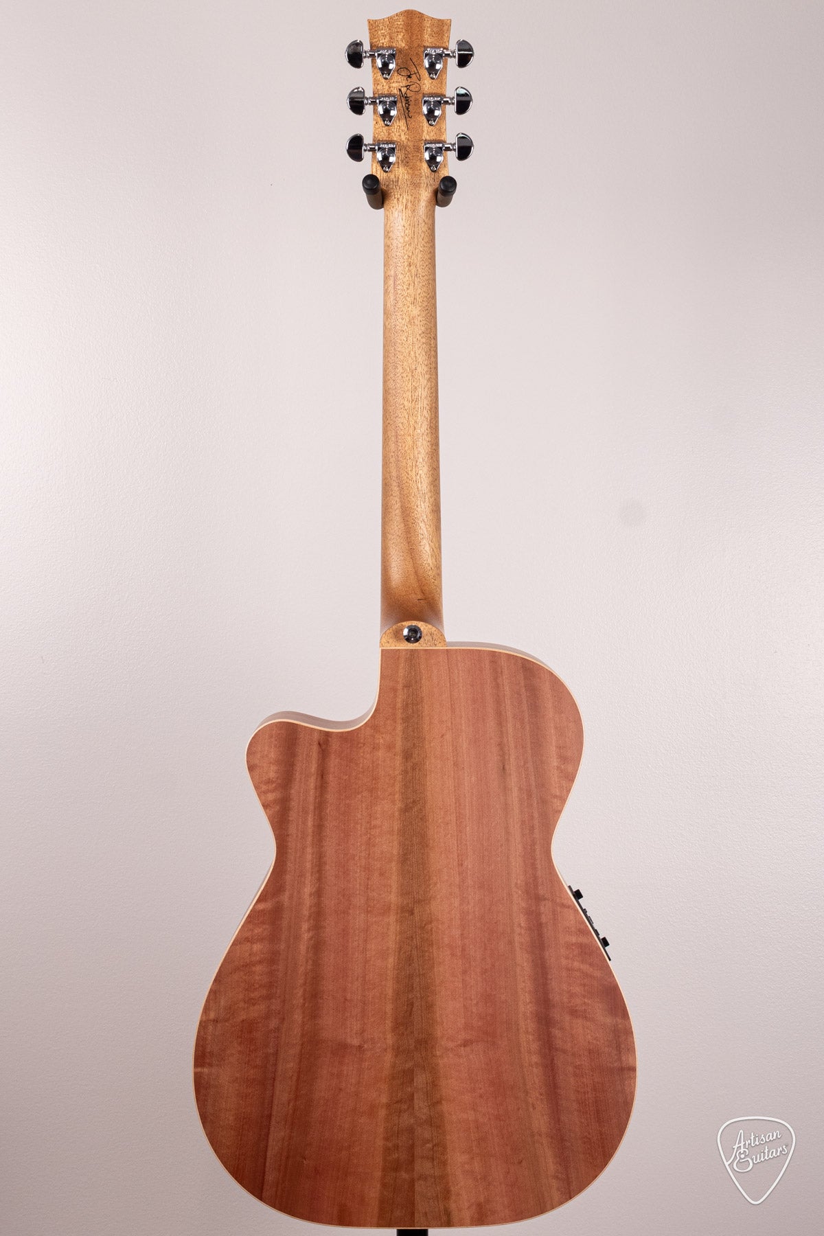 Maton Guitars 808C J.R. Joe Robinson Signature Cutaway - 16630