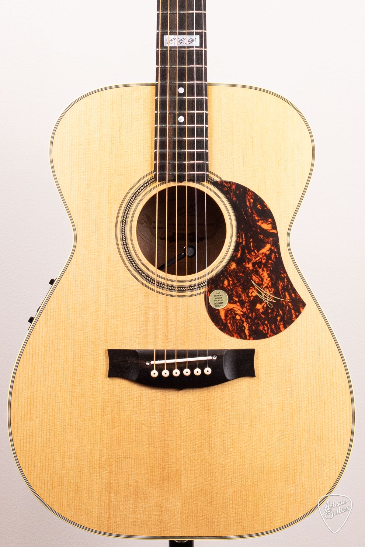 Maton Guitars Performer EBG-808C - 16614 | Artisan Guitars