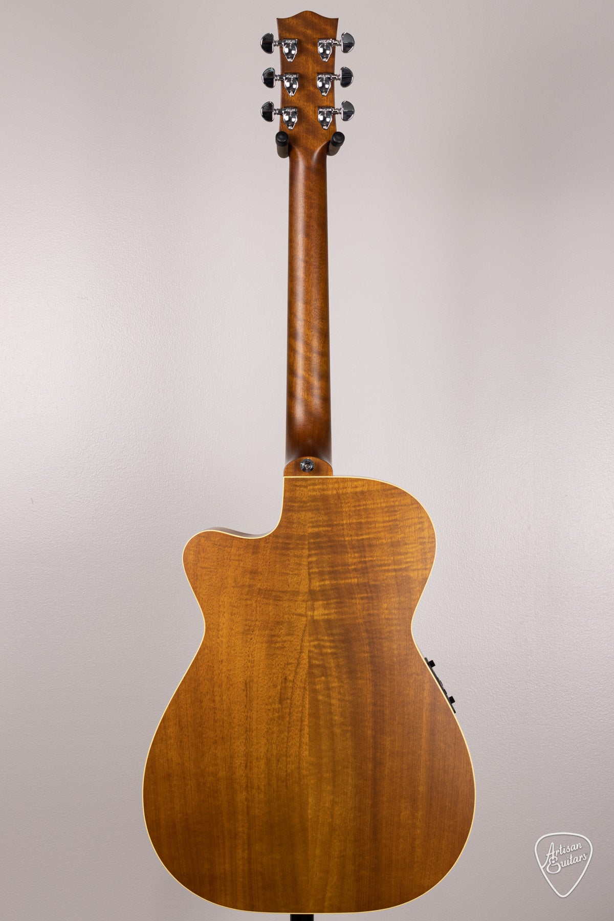 Maton Guitars EBG-808-TEC Tommy Emmanuel Cutaway - 16545