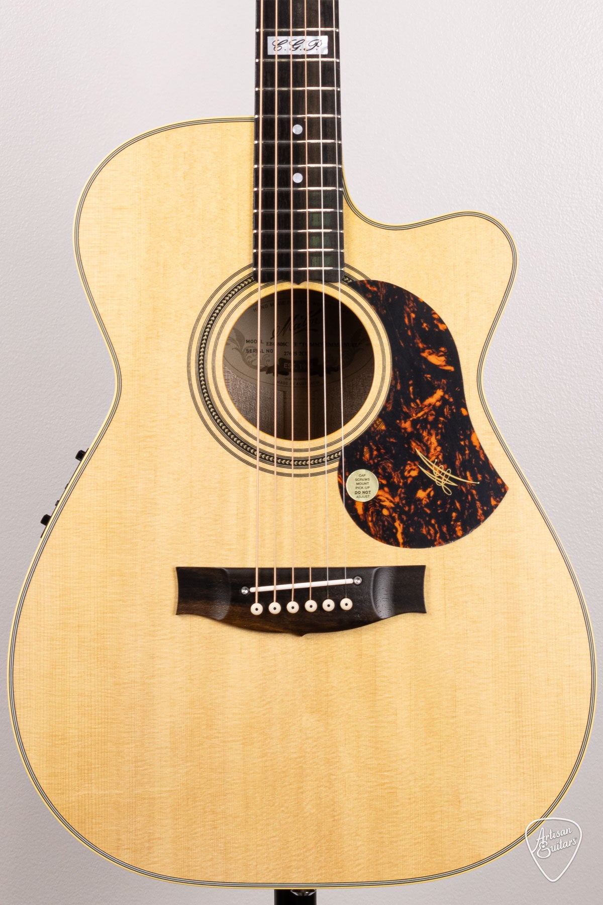 Maton Guitars EBG-808-TEC Tommy Emmanuel Cutaway - 16561