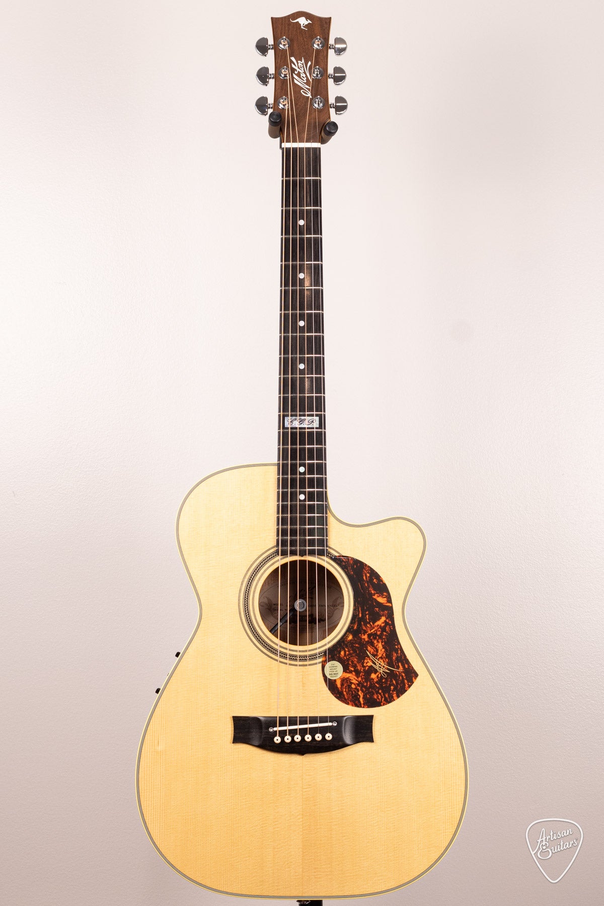 Maton Guitars EBG-808-TEC Tommy Emmanuel Cutaway - 16604