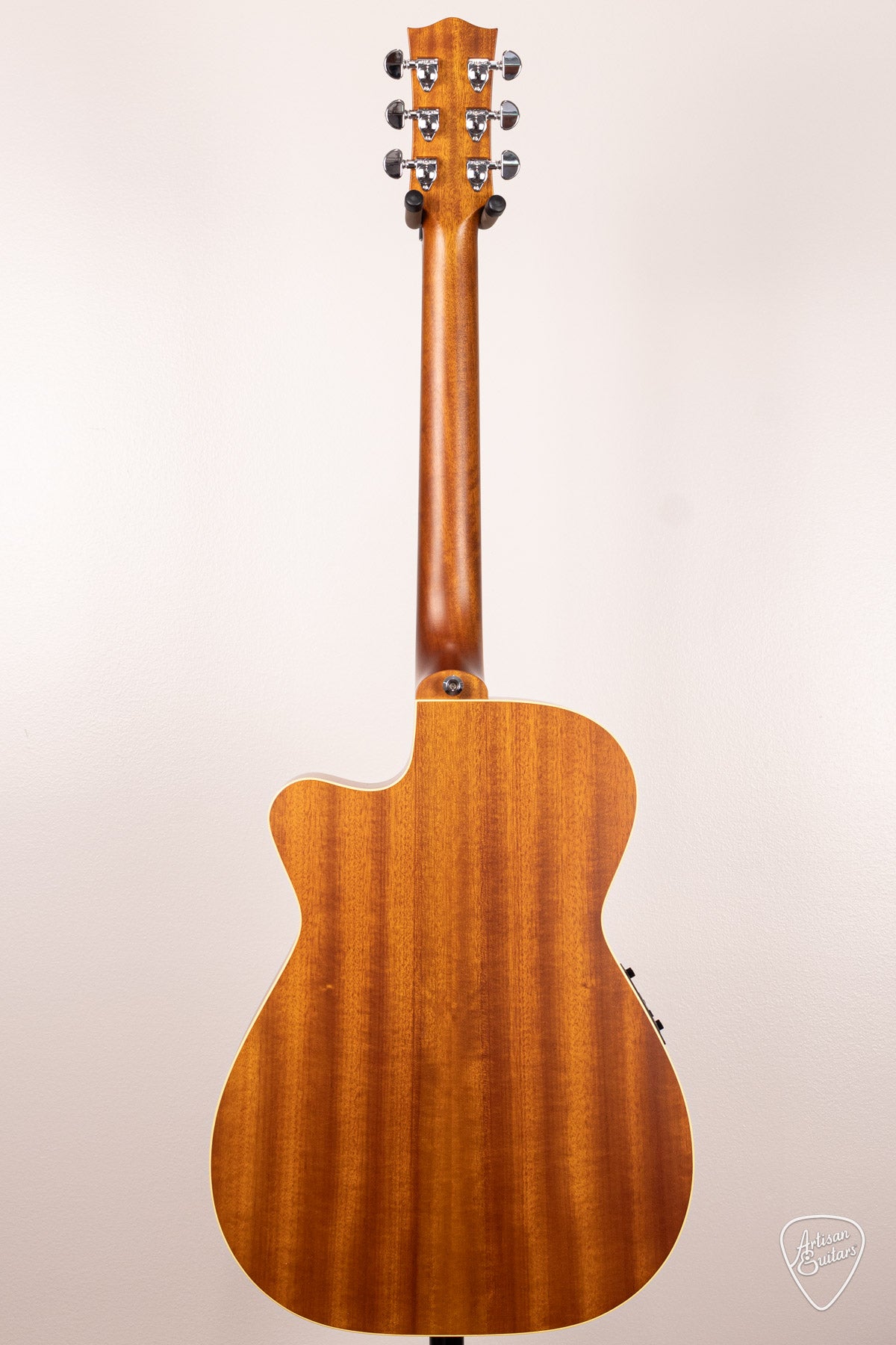 Maton Guitars EBG-808-TEC Tommy Emmanuel Cutaway - 16604