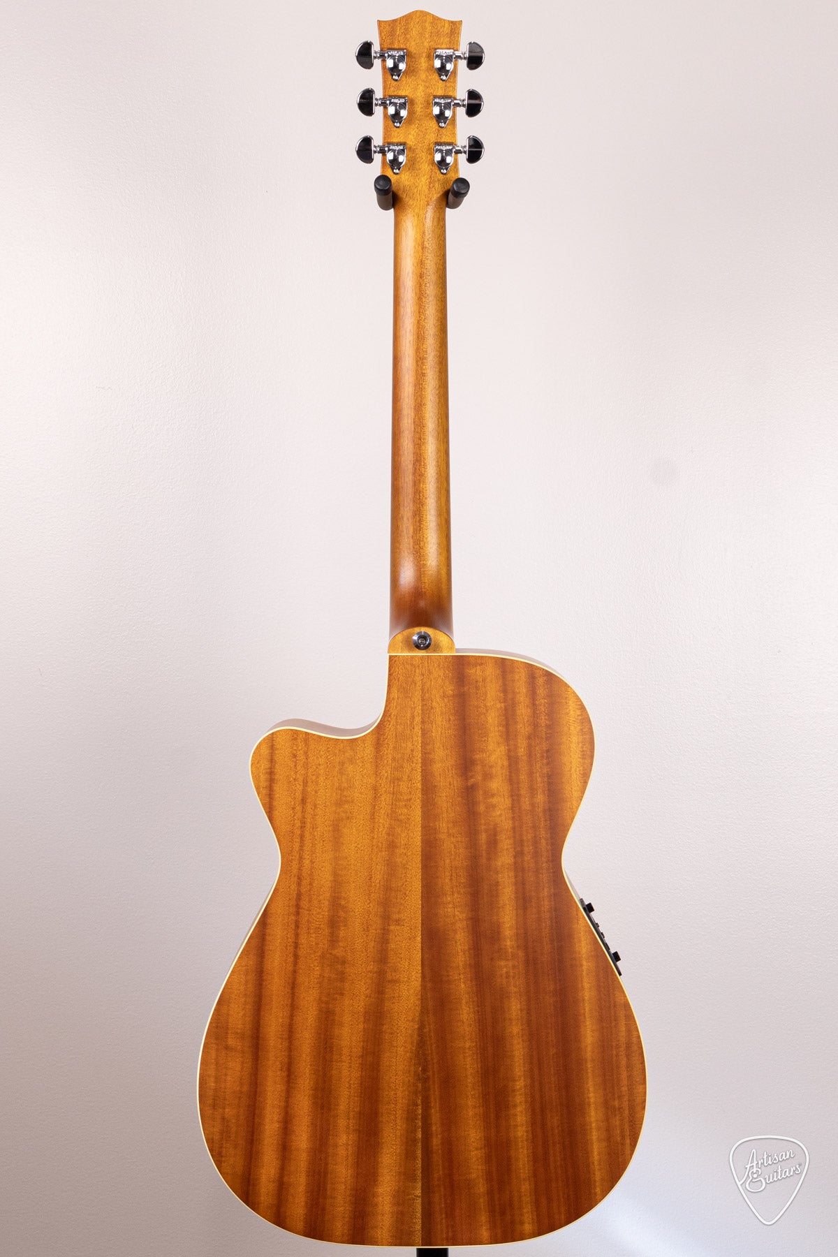 Maton Guitars EBG-808-TEC Tommy Emmanuel Cutaway - 16694
