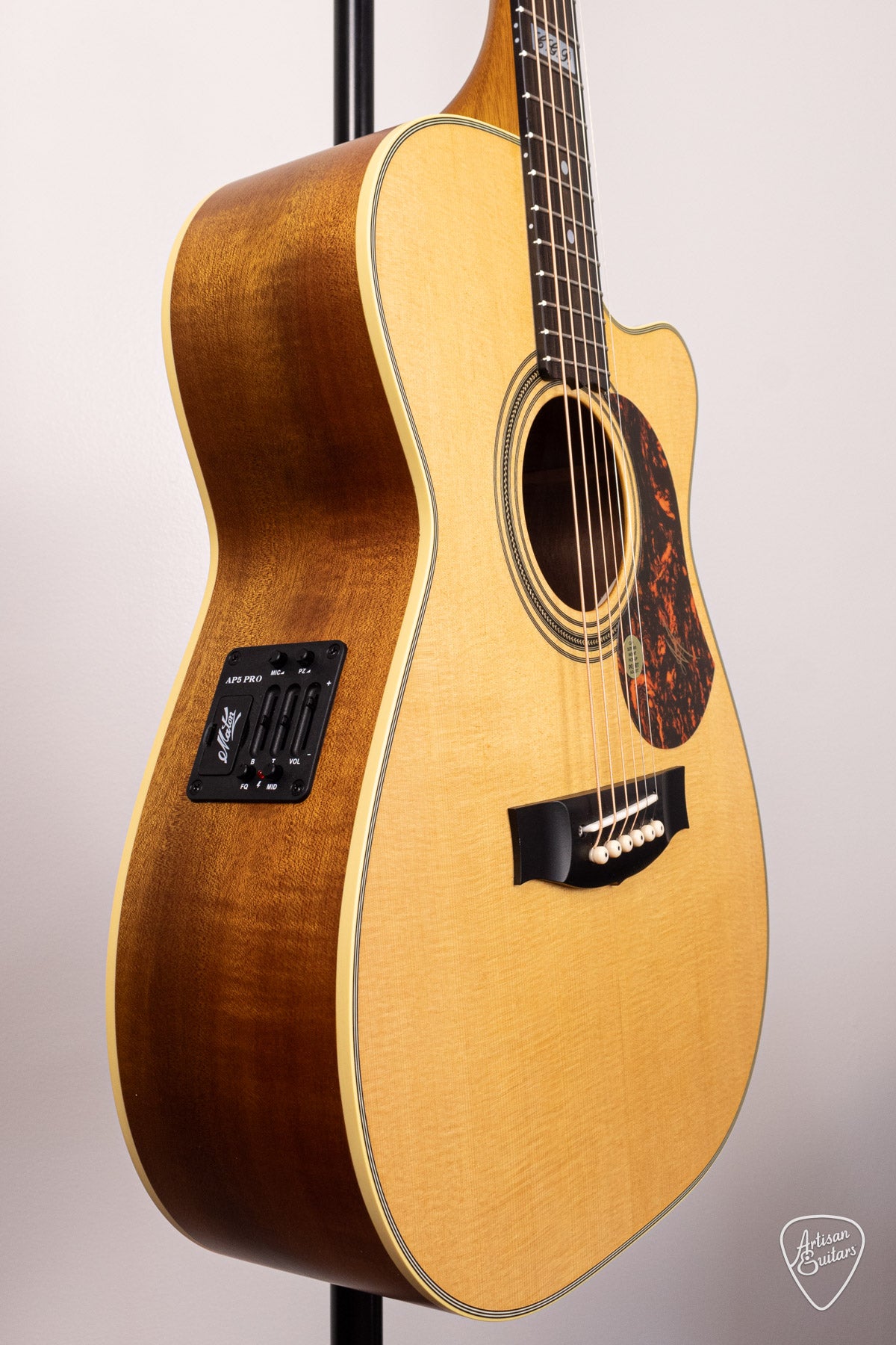 Maton Guitars EBG-808-TEC Tommy Emmanuel Cutaway - 16694
