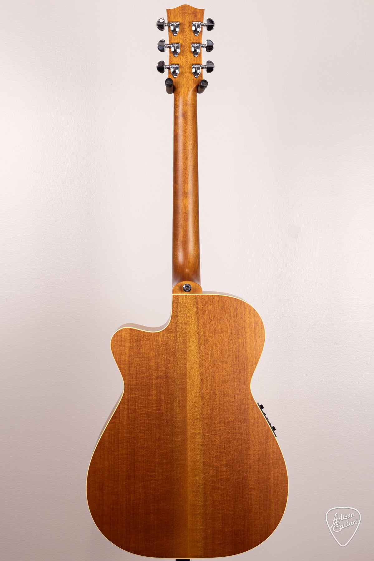 Maton Guitars EBG-808-TEC Tommy Emmanuel Cutaway - 16695