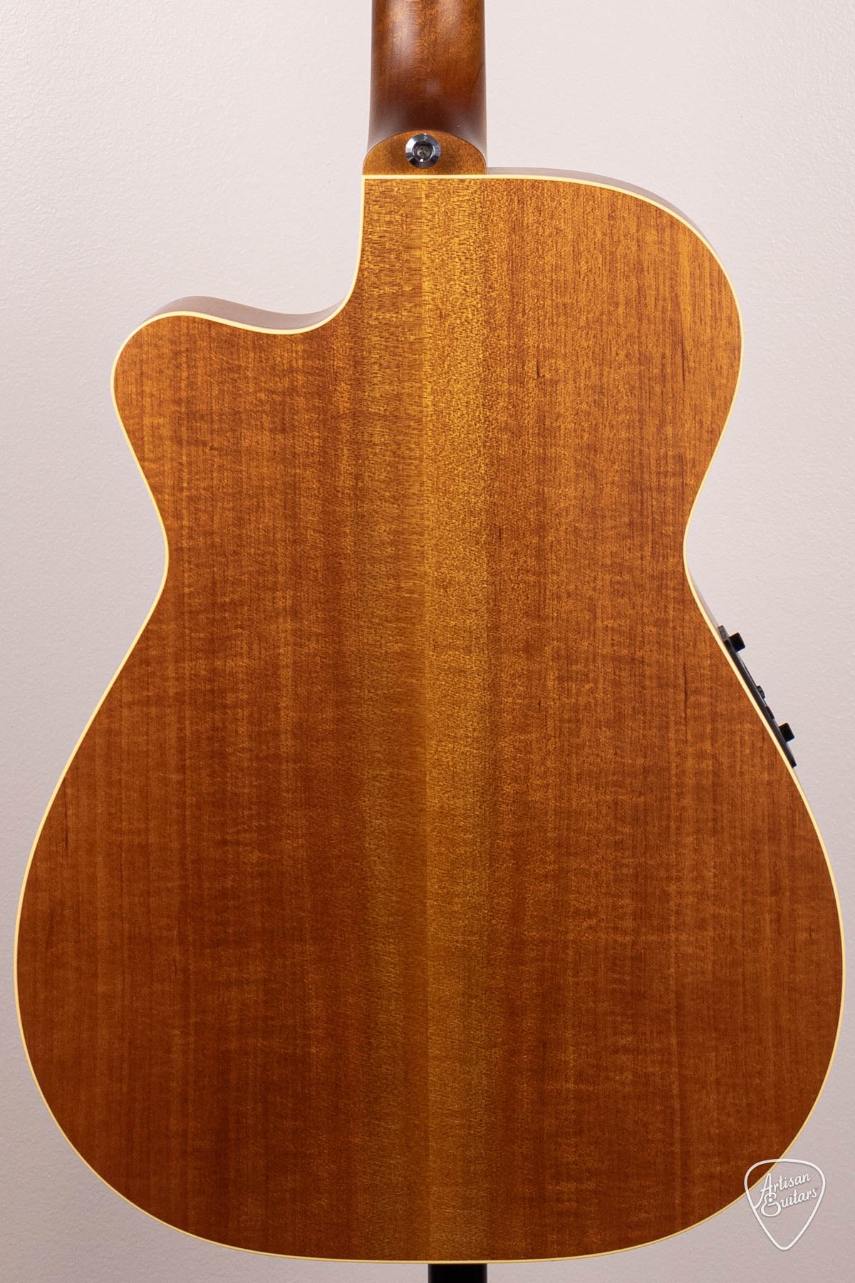 Maton Guitars EBG-808-TEC Tommy Emmanuel Cutaway - 16726