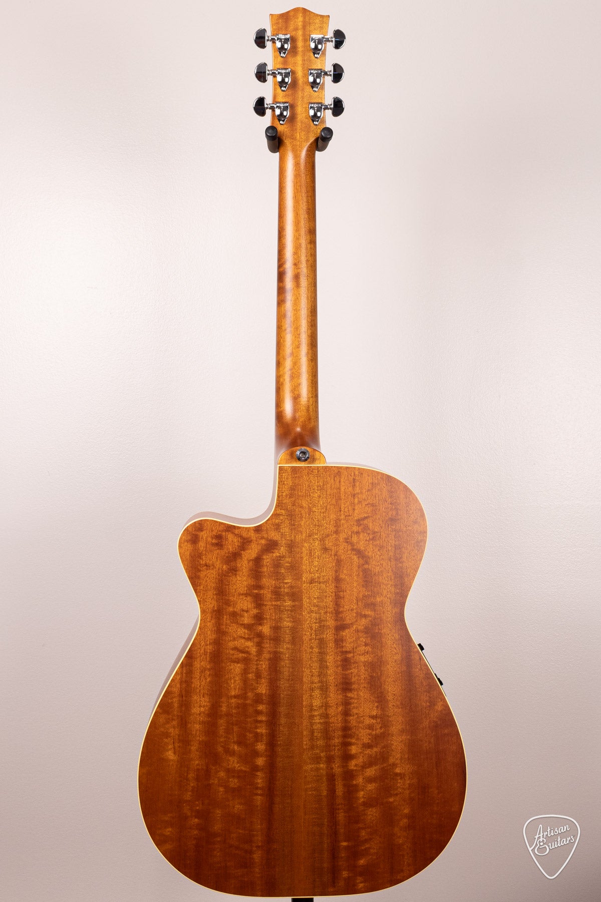 Maton Guitars EBG-808-TEC Tommy Emmanuel Cutaway - 16855