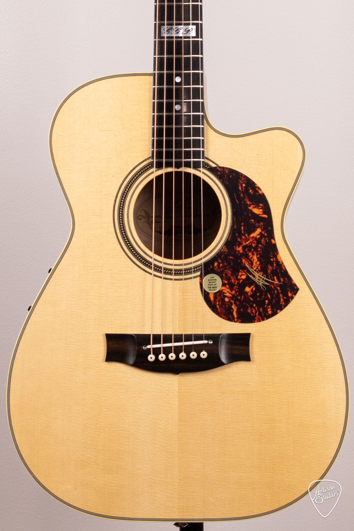 Maton Guitars EBG-808-TEC Tommy Emmanuel Cutaway - 16825 | Artisan Guitars